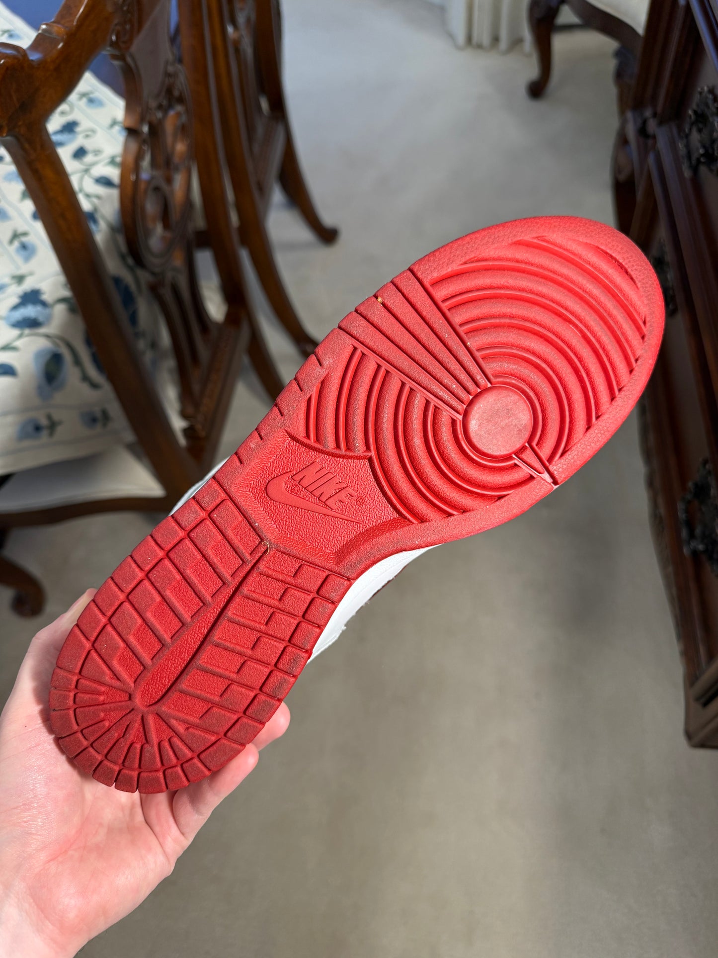 Nike SB Dunk Low Supreme Red