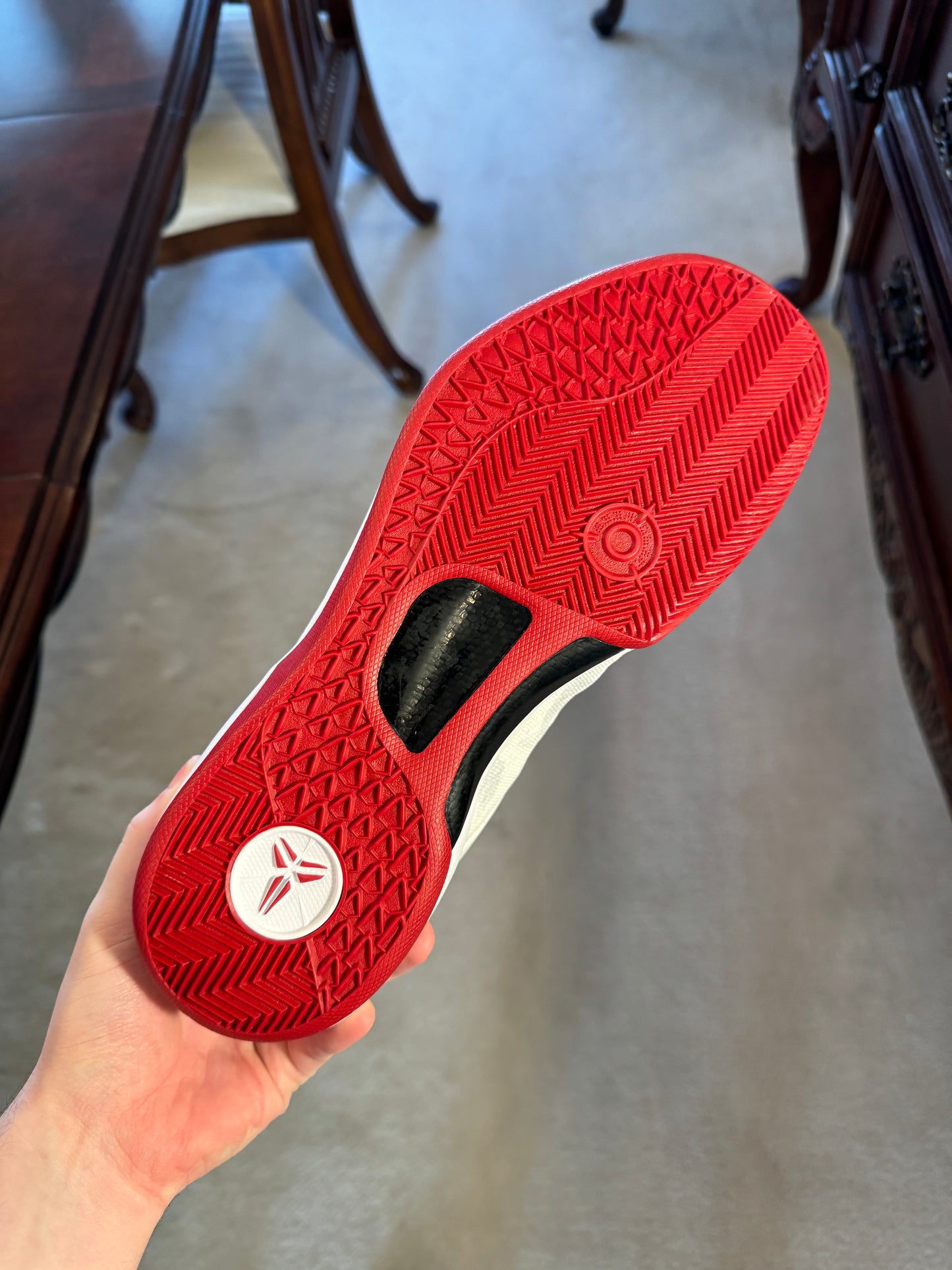 Kobe 8 TB White Gym Red