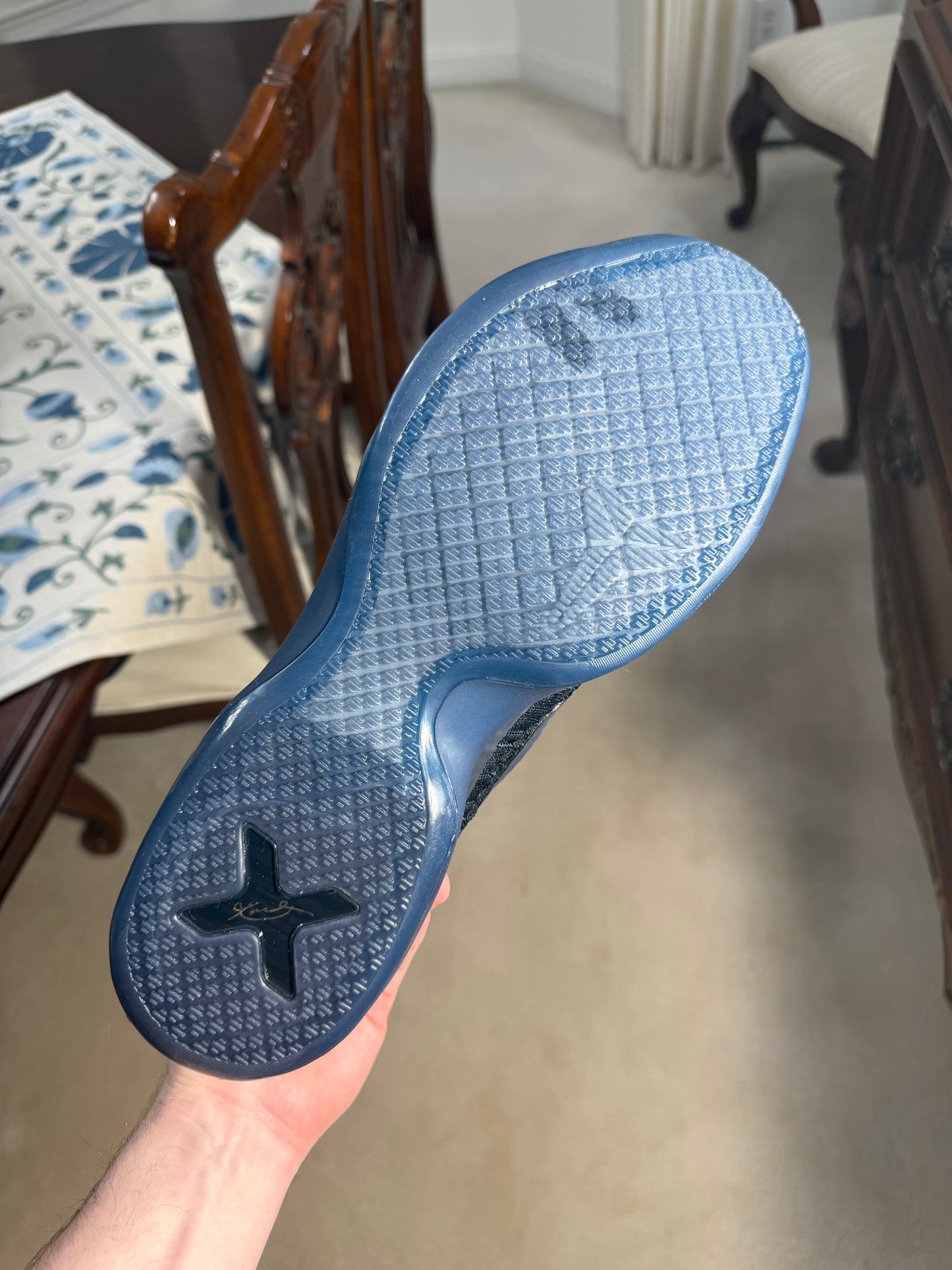 Kobe 10 Elite Low Fade to Black