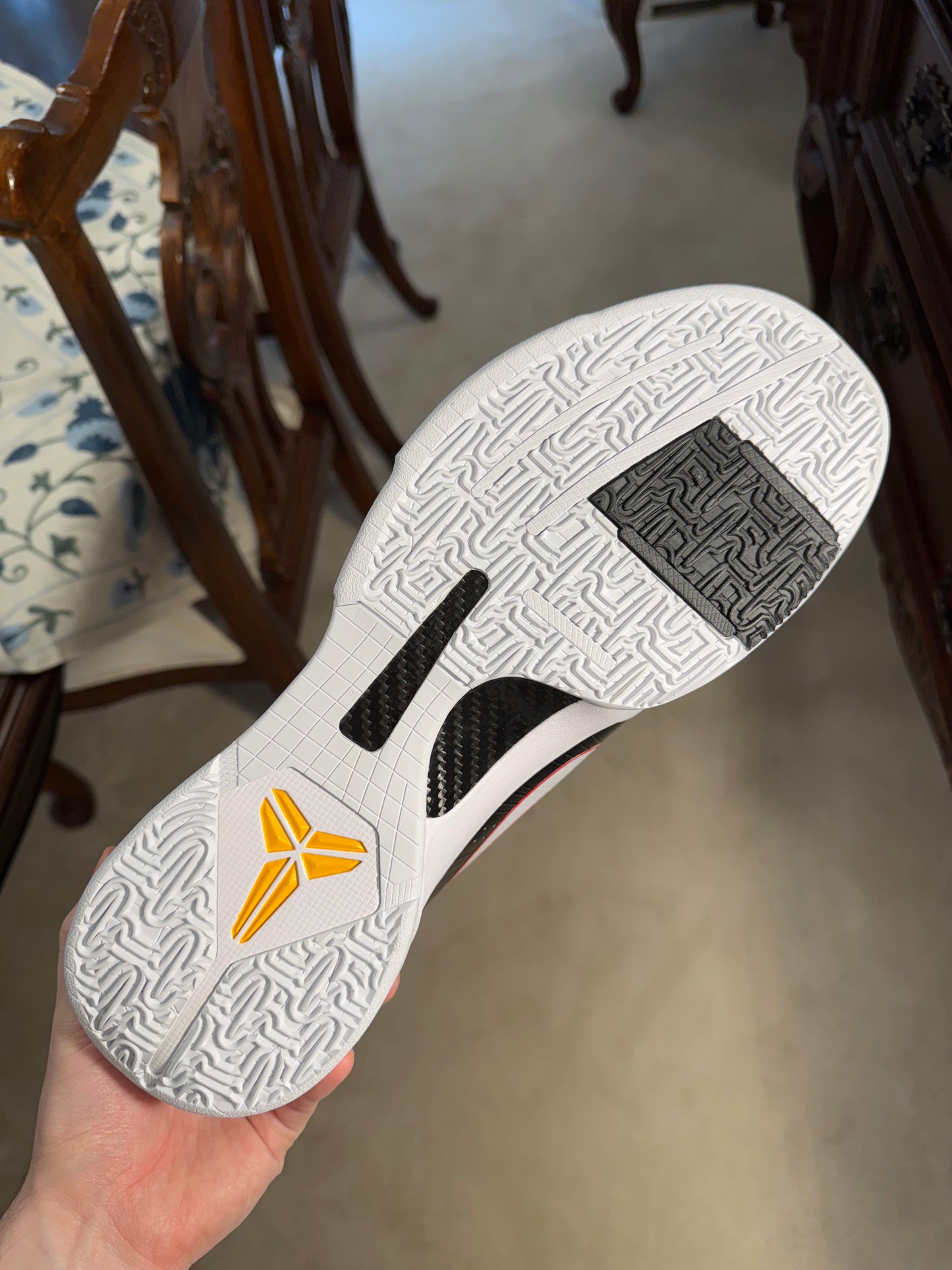 Kobe 5 Protro Bruce Lee Alternate