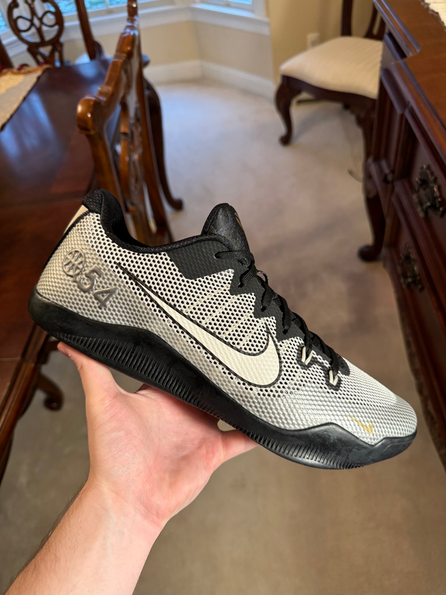 Kobe 11 Quai 54