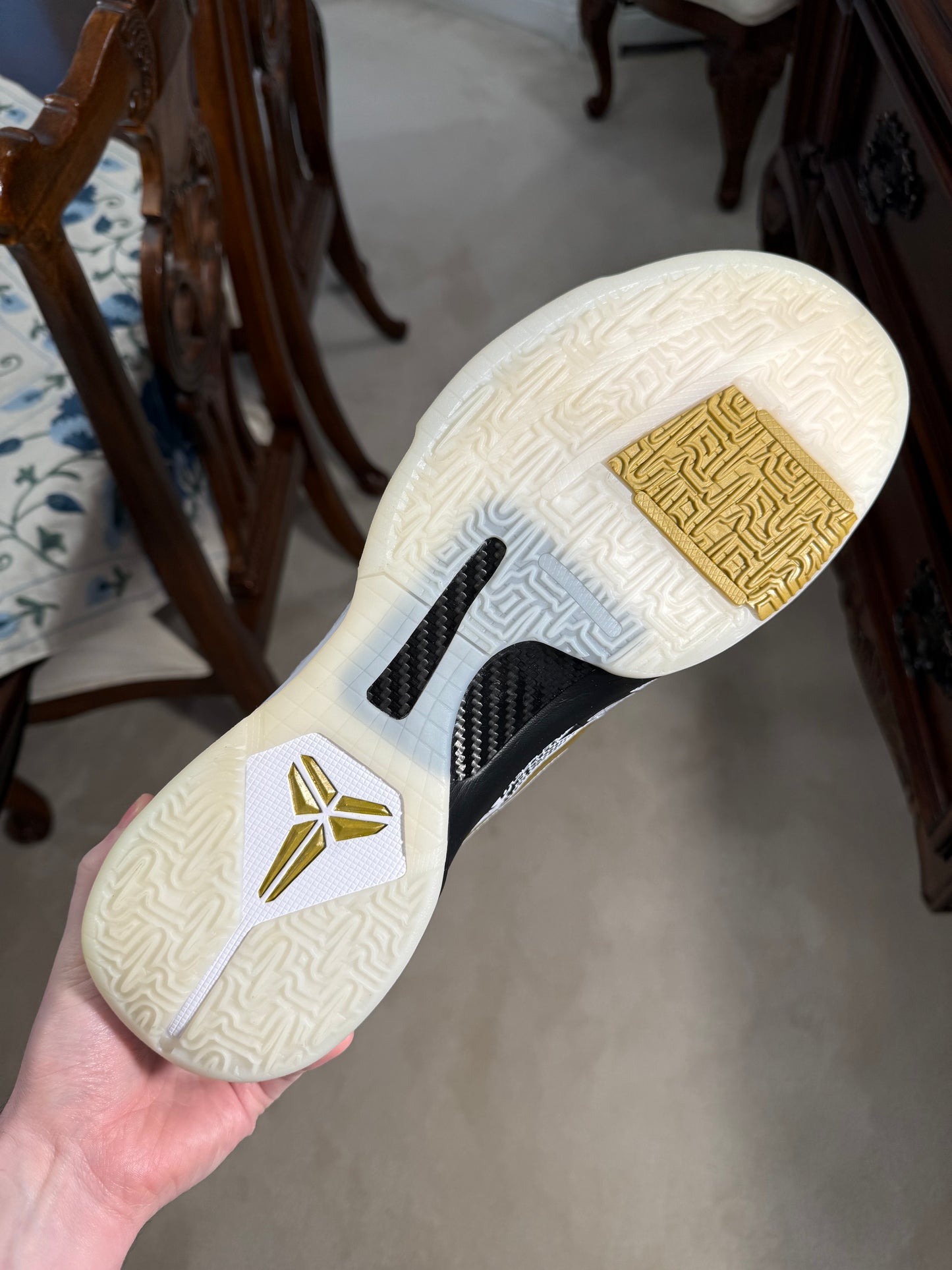 Kobe 5 Protro Big Stage Parade