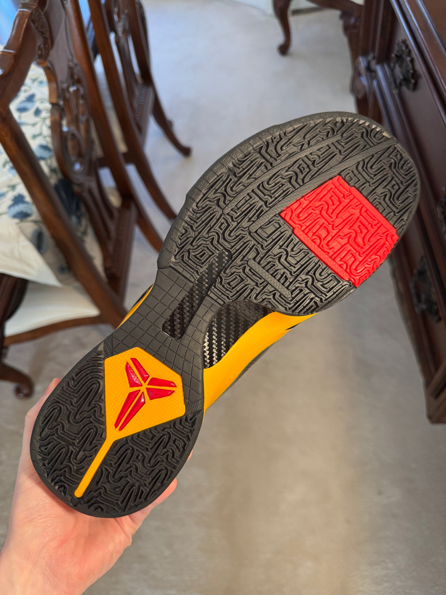 Kobe 5 Protro Bruce Lee