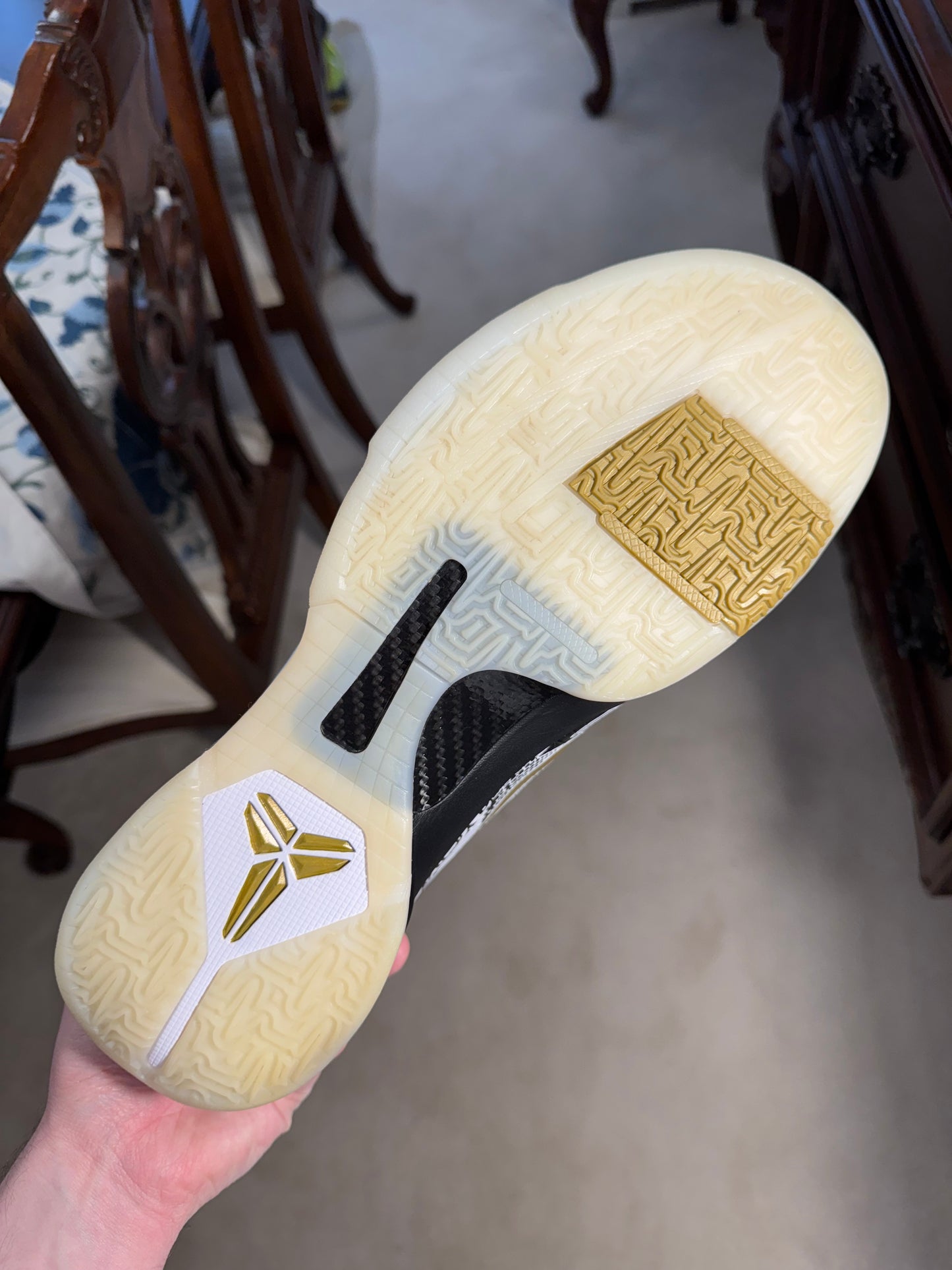 Kobe 5 Protro Big Stage Parade *used*