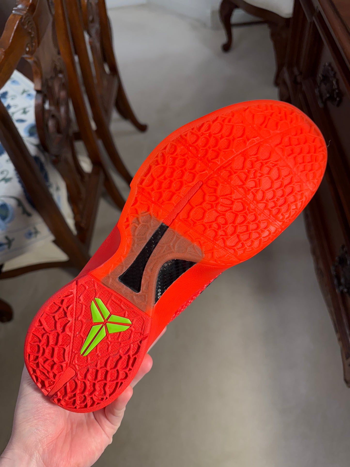 Kobe 6 Protro Reverse Grinch