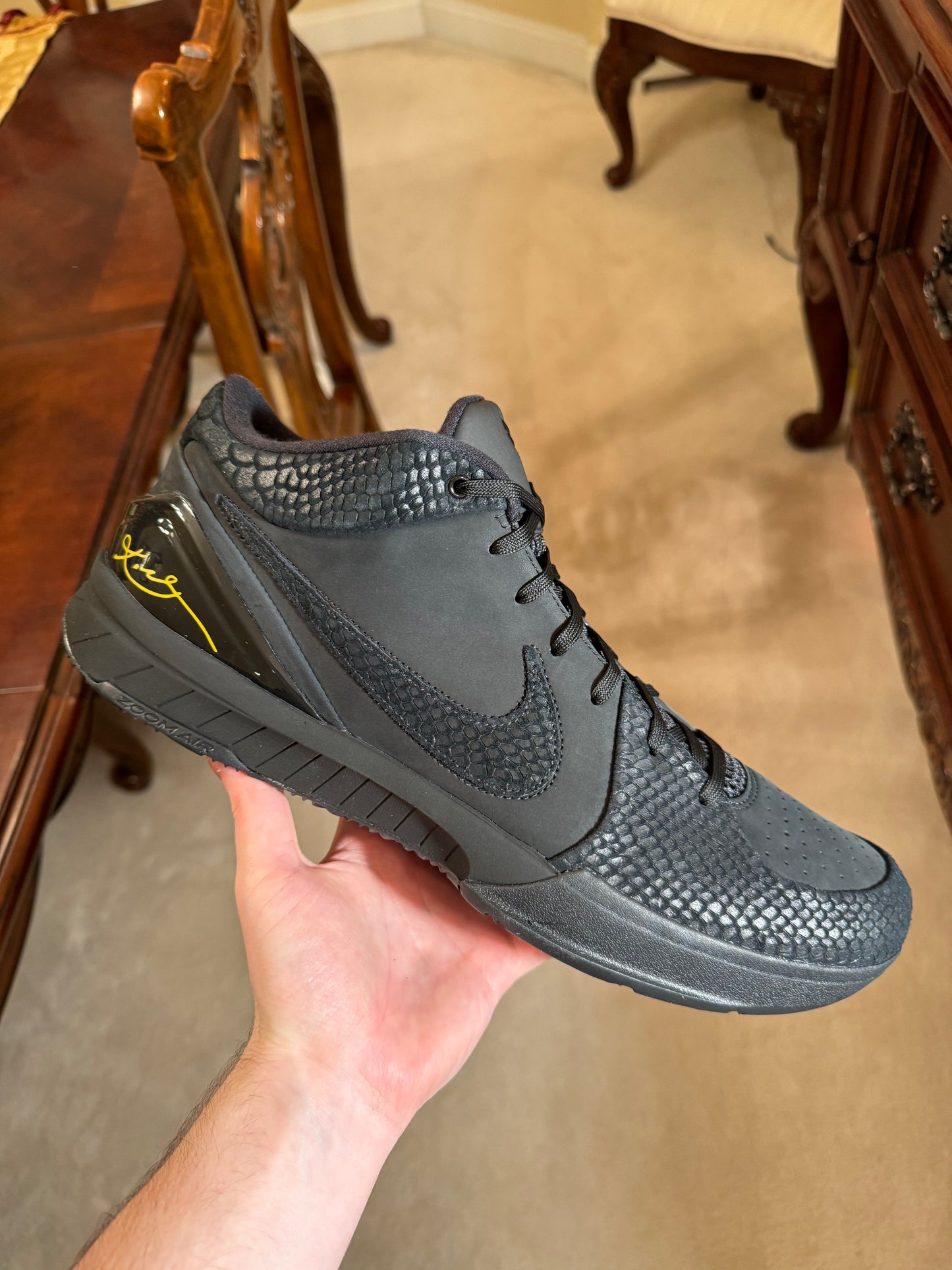Kobe 4 Protro Gift of Mamba