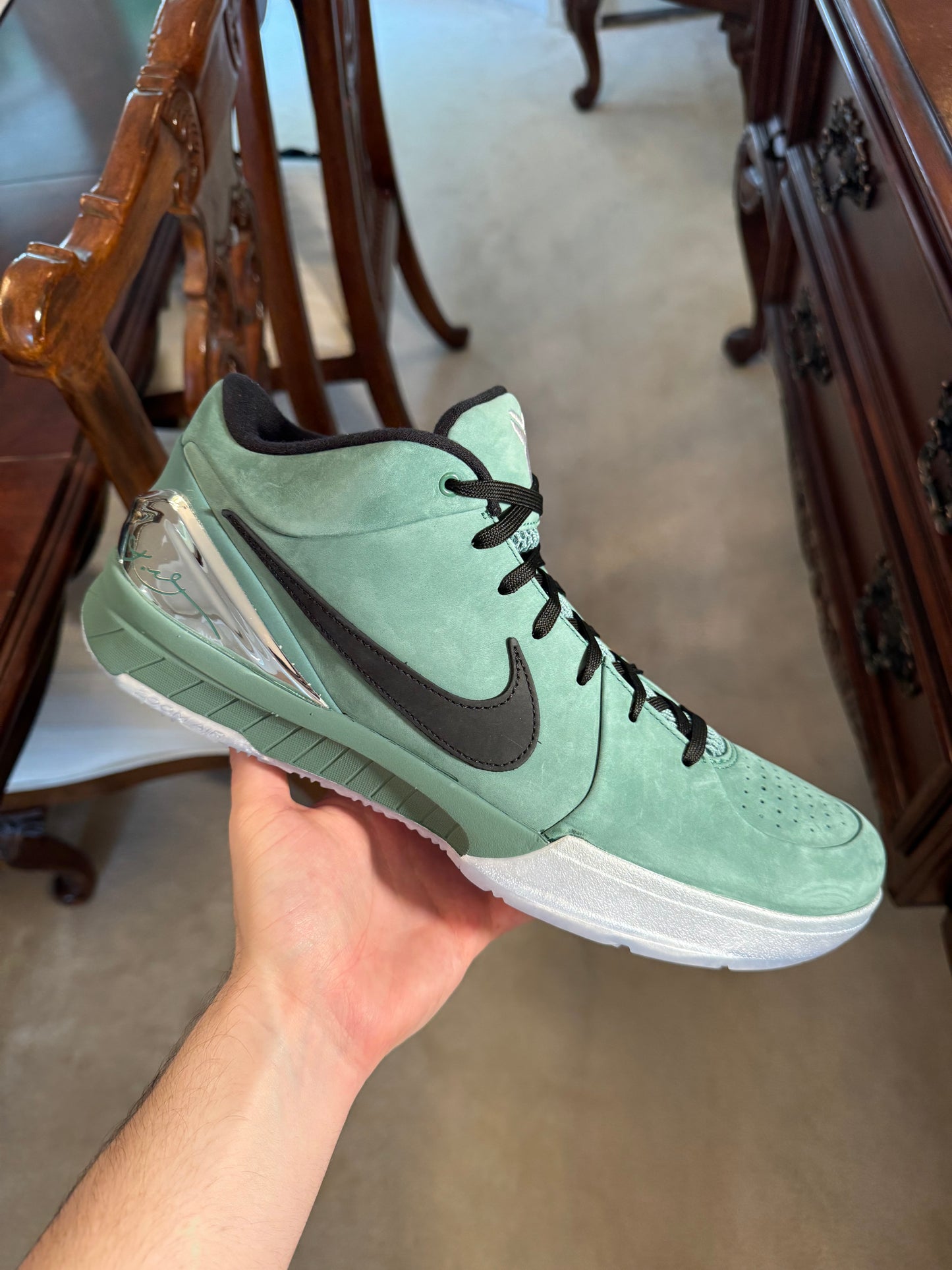 Kobe 4 Protro Girl Dad