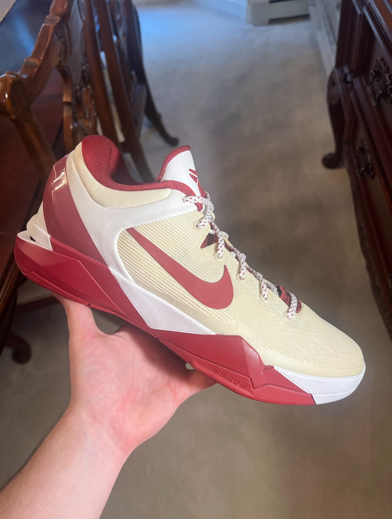 Kobe 7 TB White/Varsity Crimson