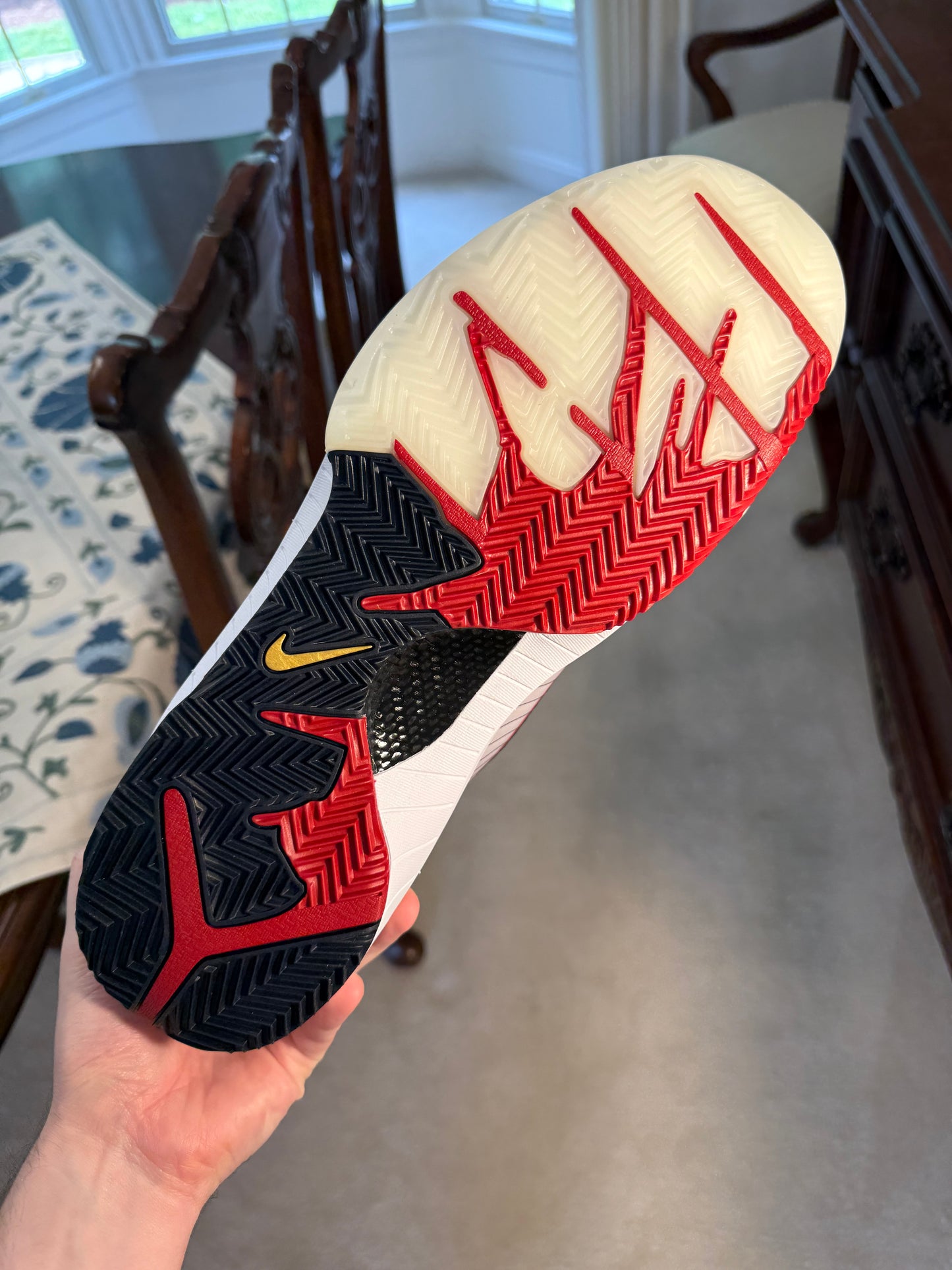 Kobe 4 Protro Gold Medal