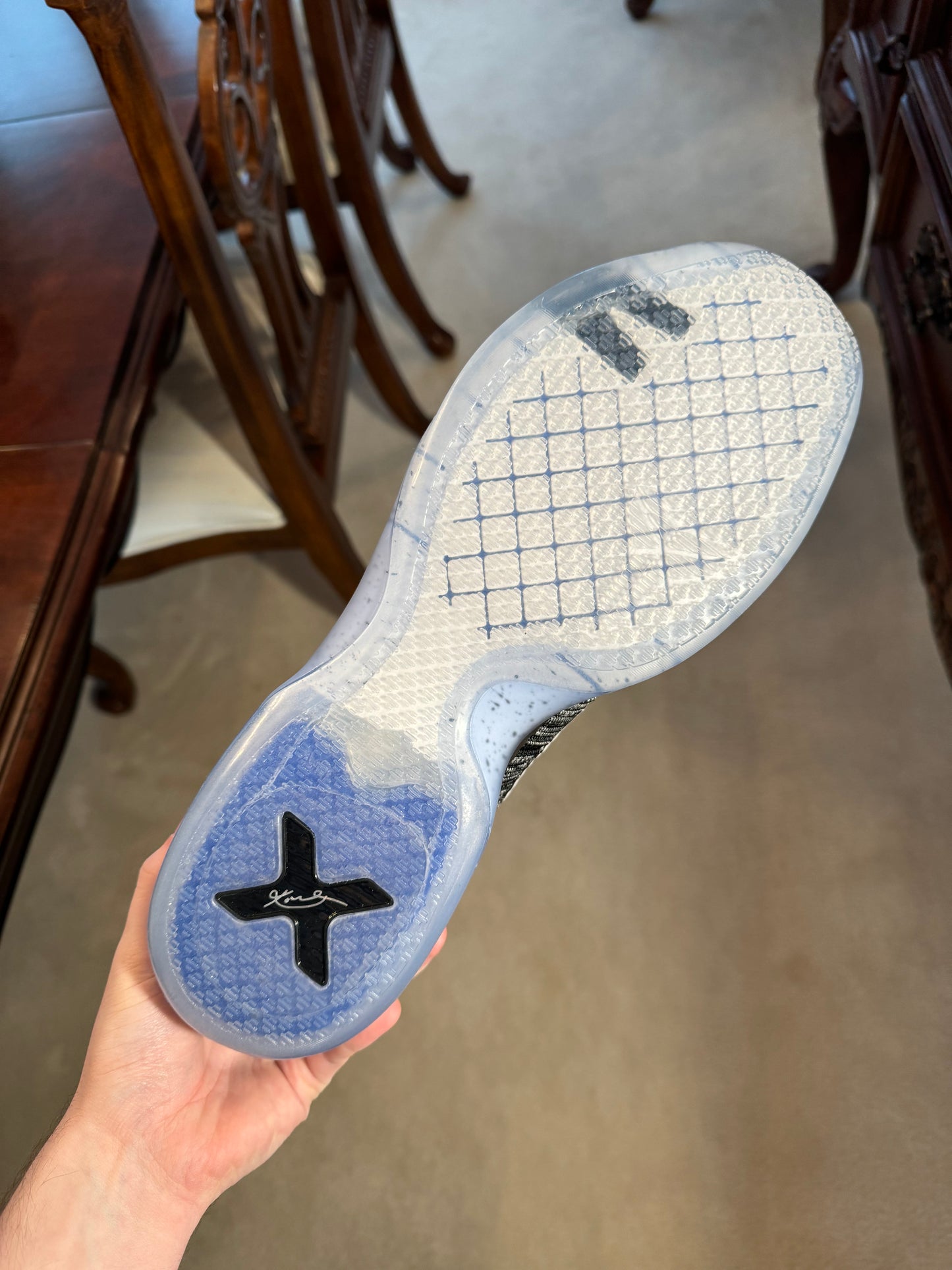 Kobe 10 Elite HTM Oreo