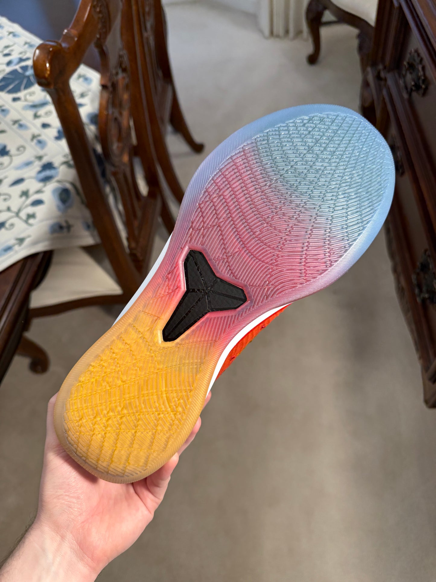 Kobe A.D. Mid Isaiah Thomas