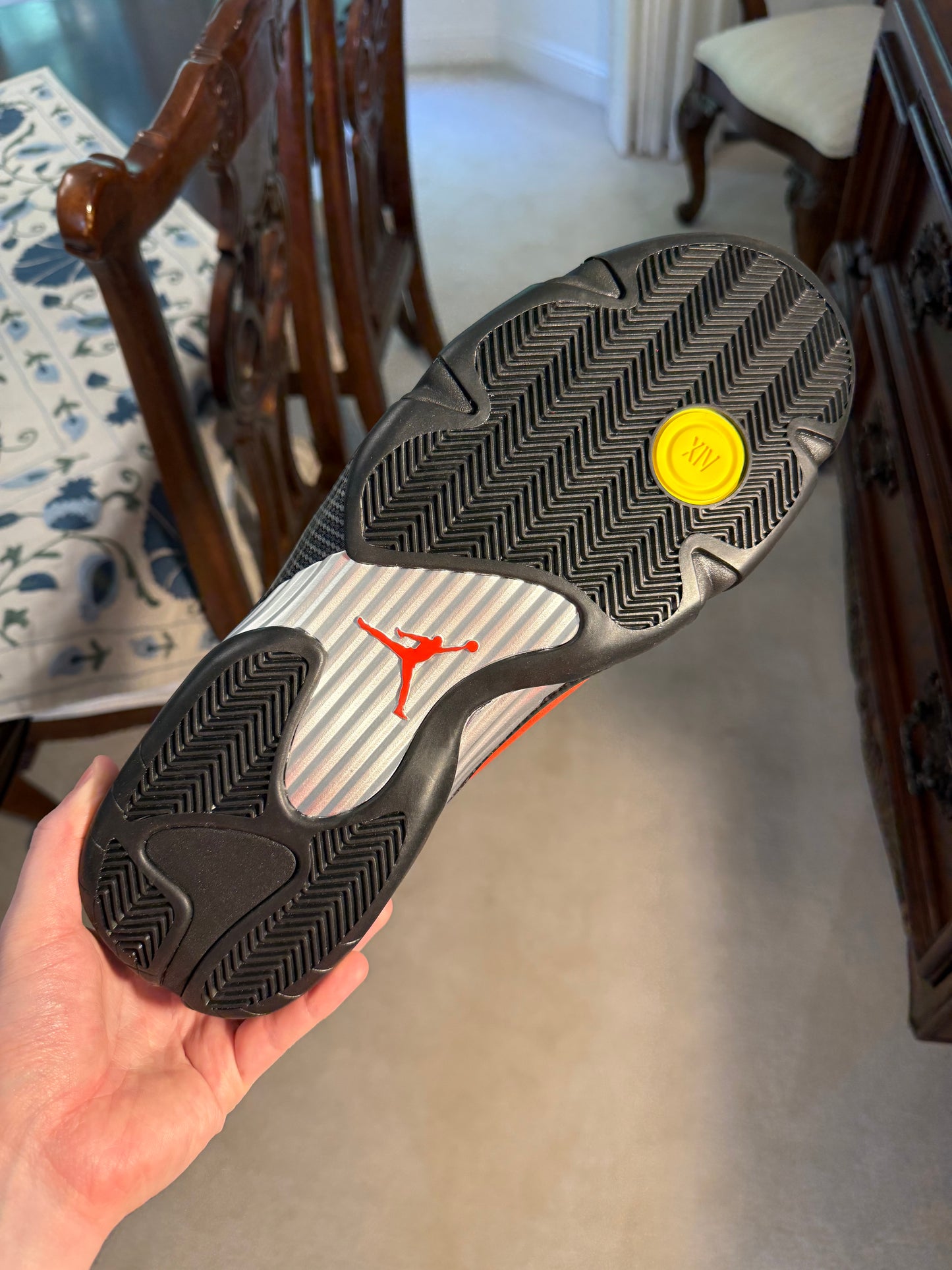 Jordan Retro 14 Ferrari 2025