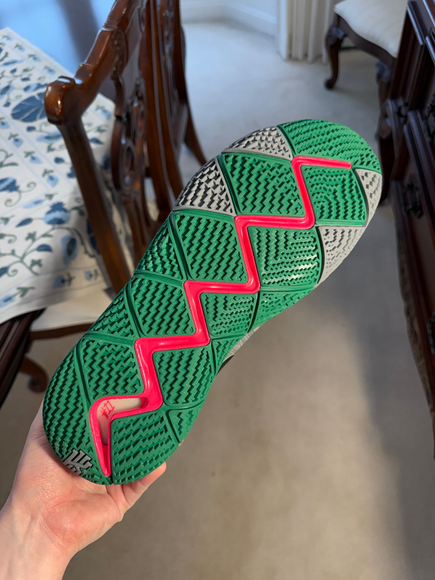 Kyrie 4 City Guardians