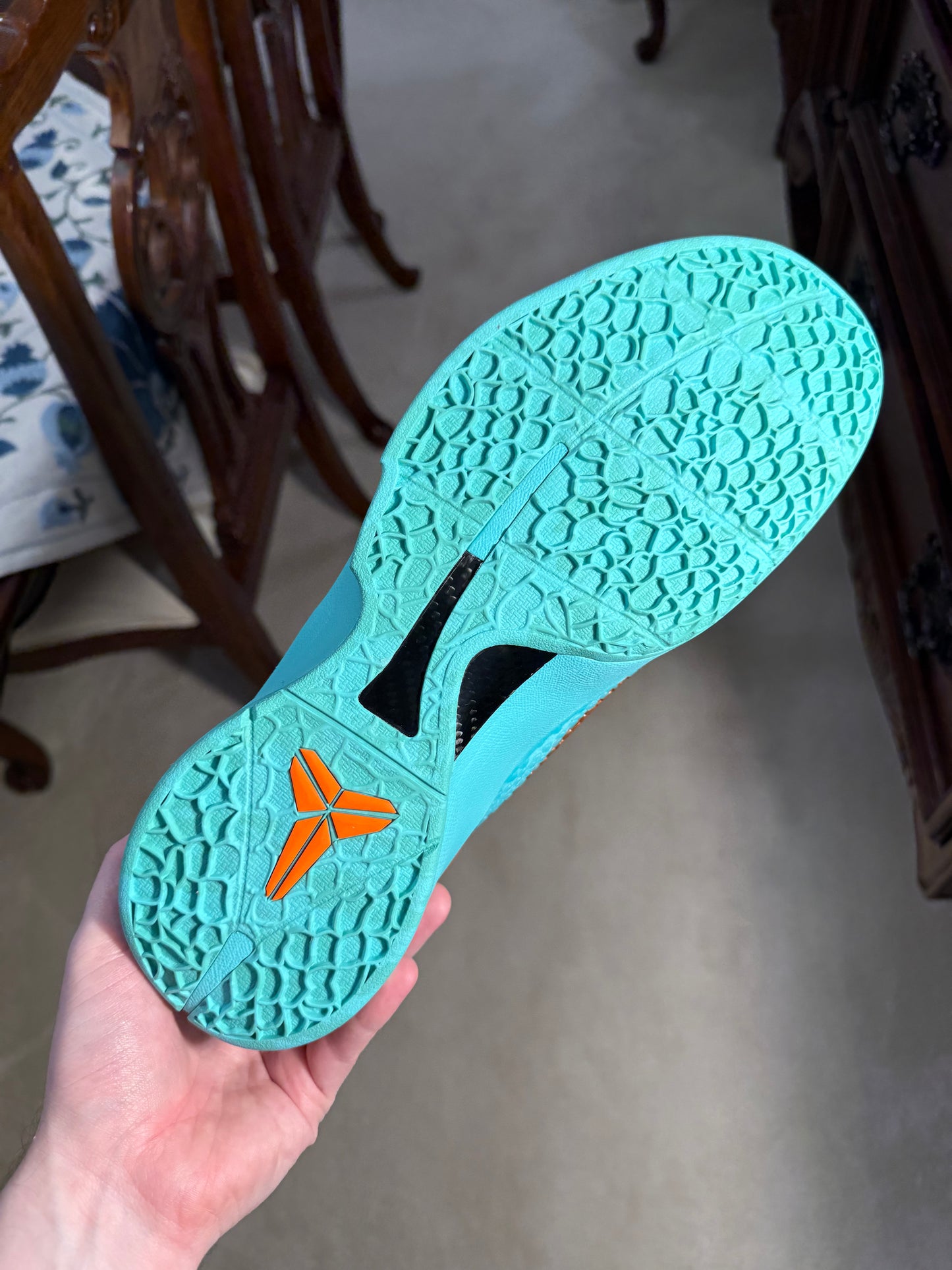 Kobe 6 Protro Jalen Brunson Statue of Liberty