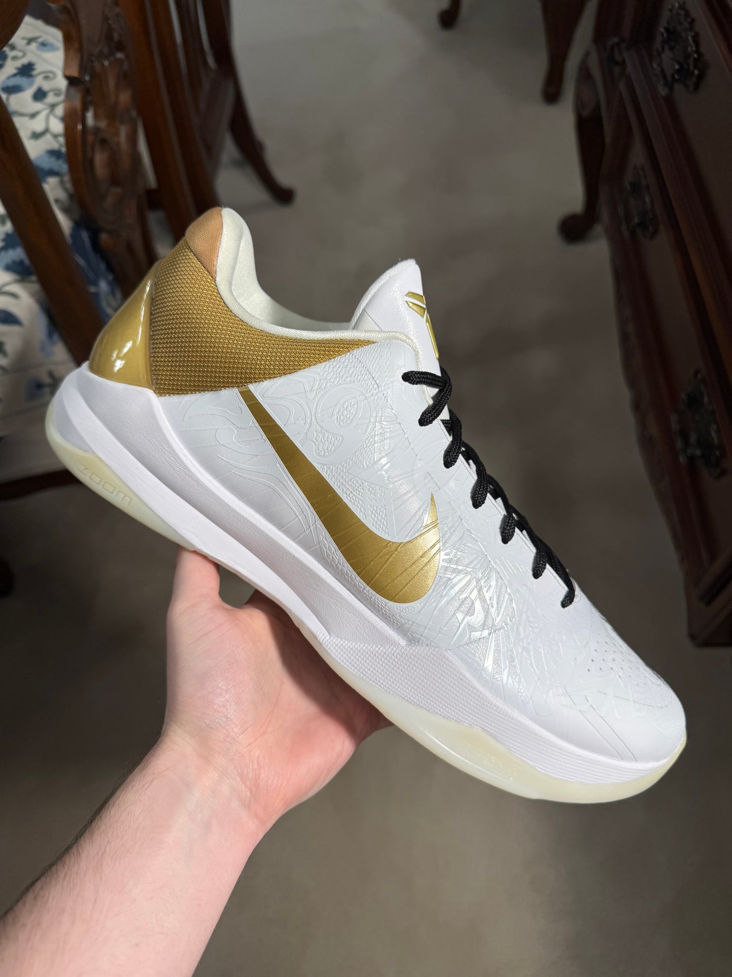 Kobe 5 Protro Big Stage Parade