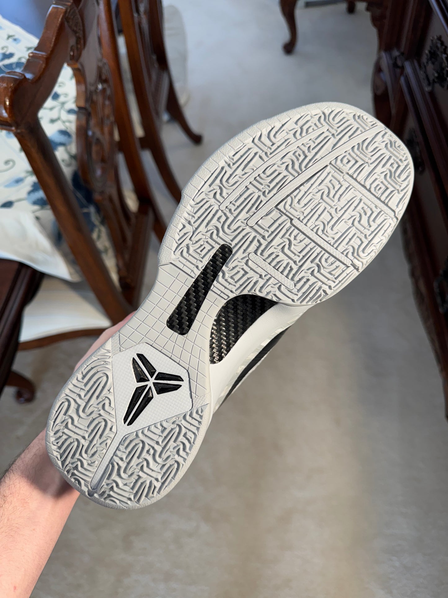 Kobe 5 Protro Derozan Zebra