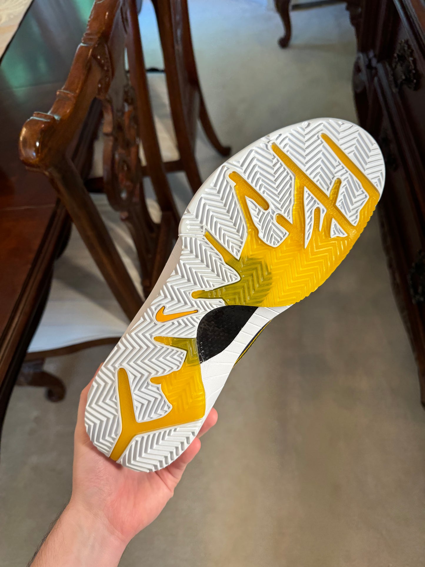 Kobe 4 Protro Undefeated Lakers