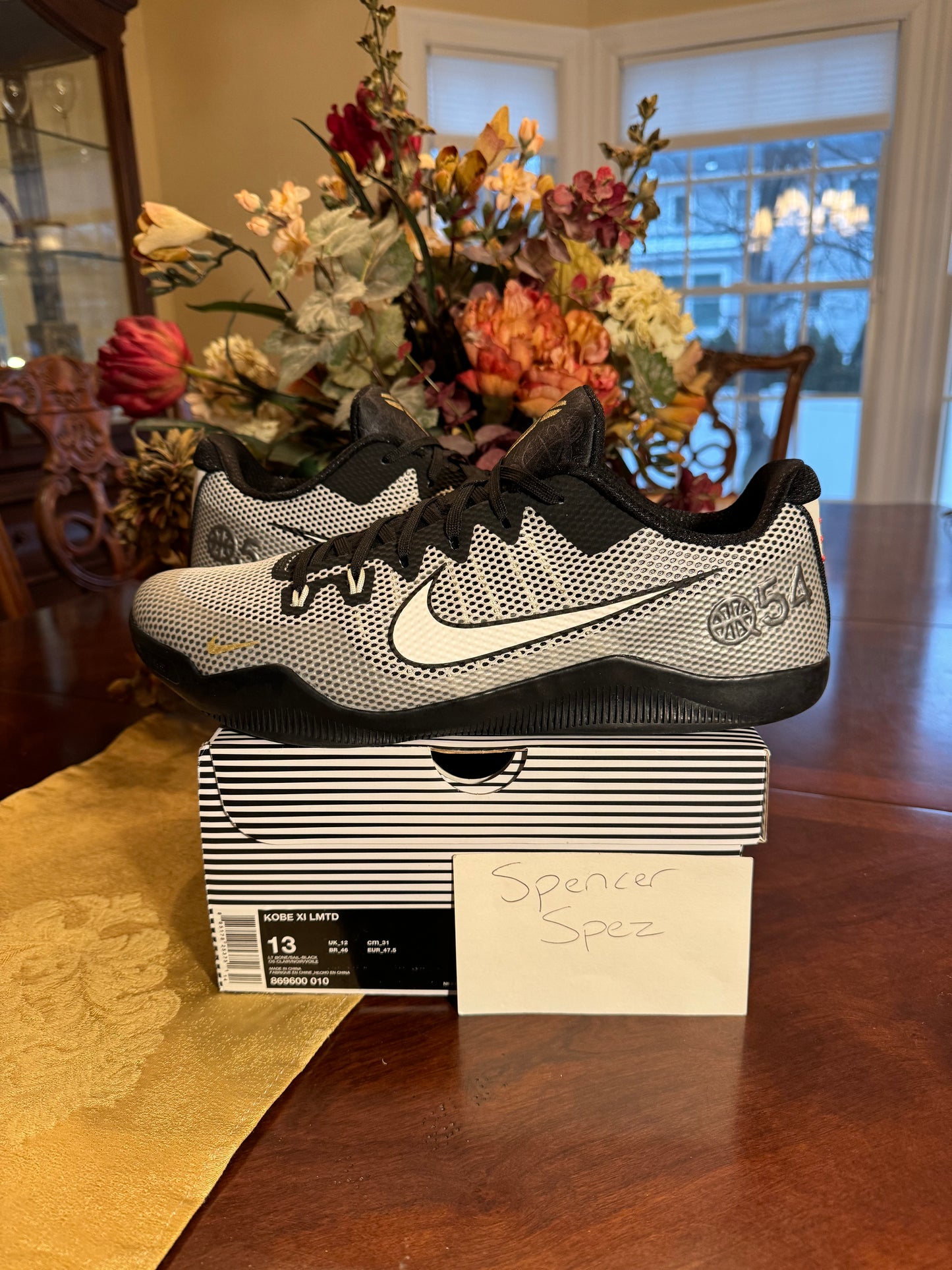 Kobe 11 Quai 54