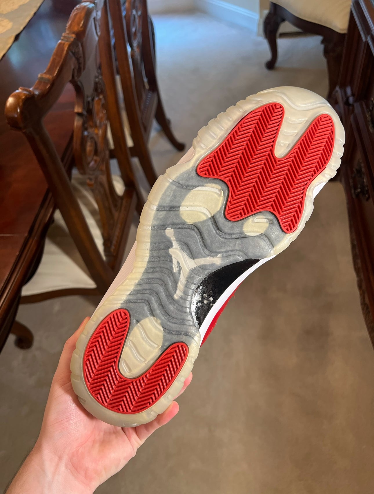 Jordan Retro 11 Low Cherry