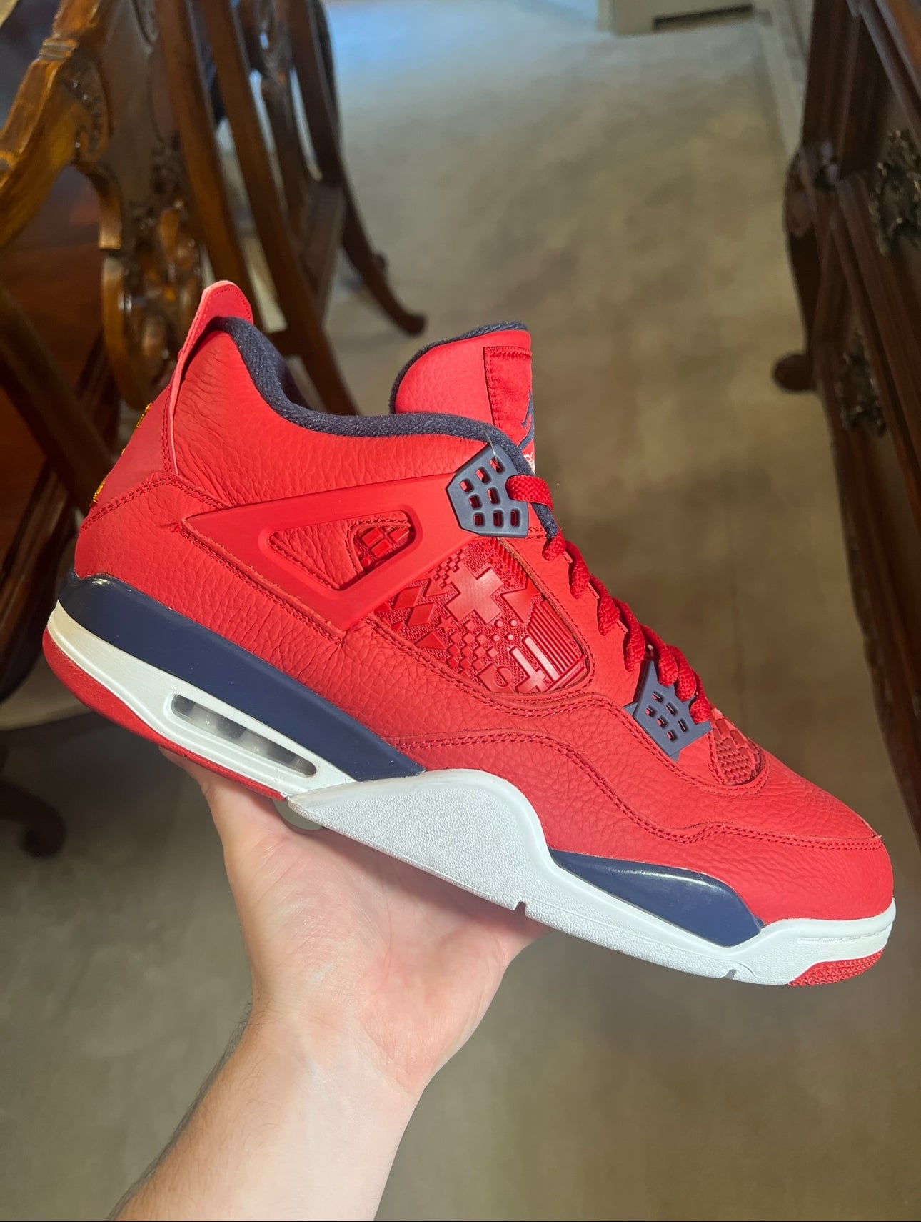 Jordan Retro 4 FIBA
