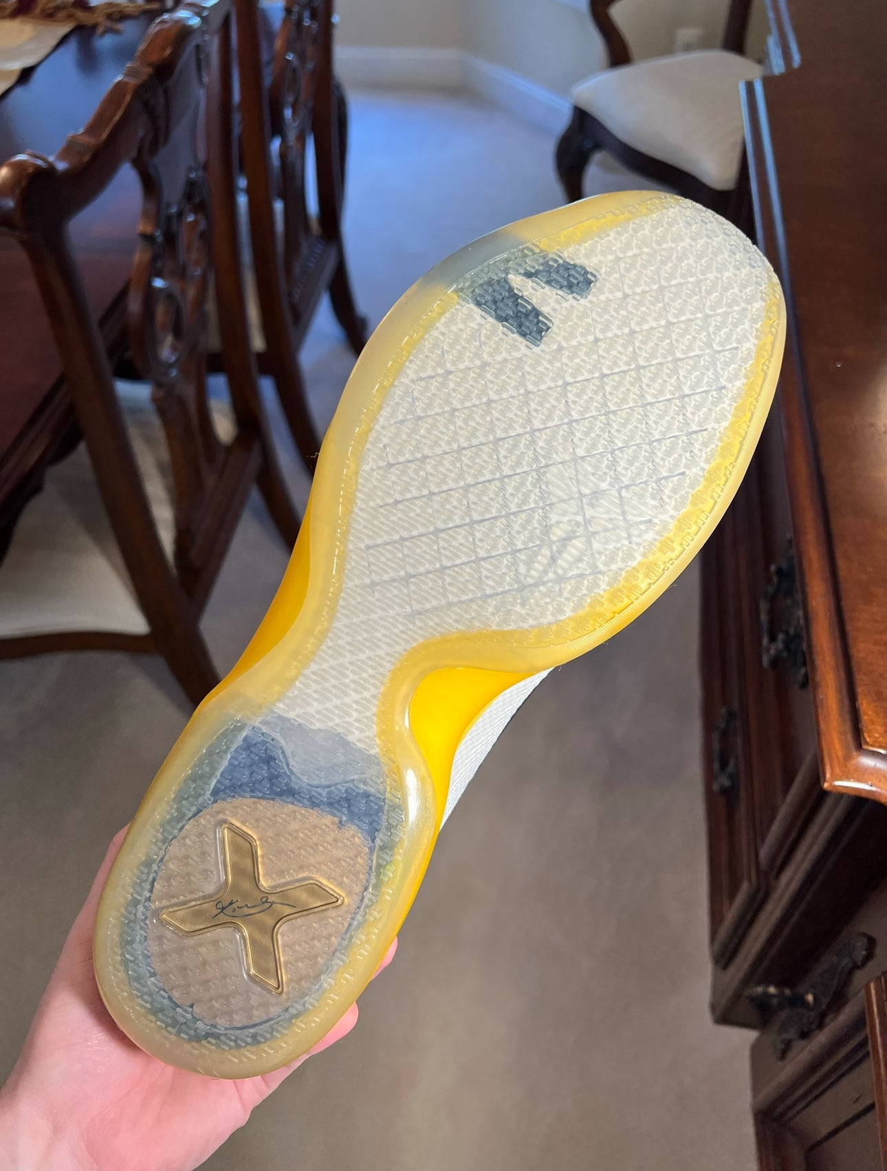 Kobe 10 PE