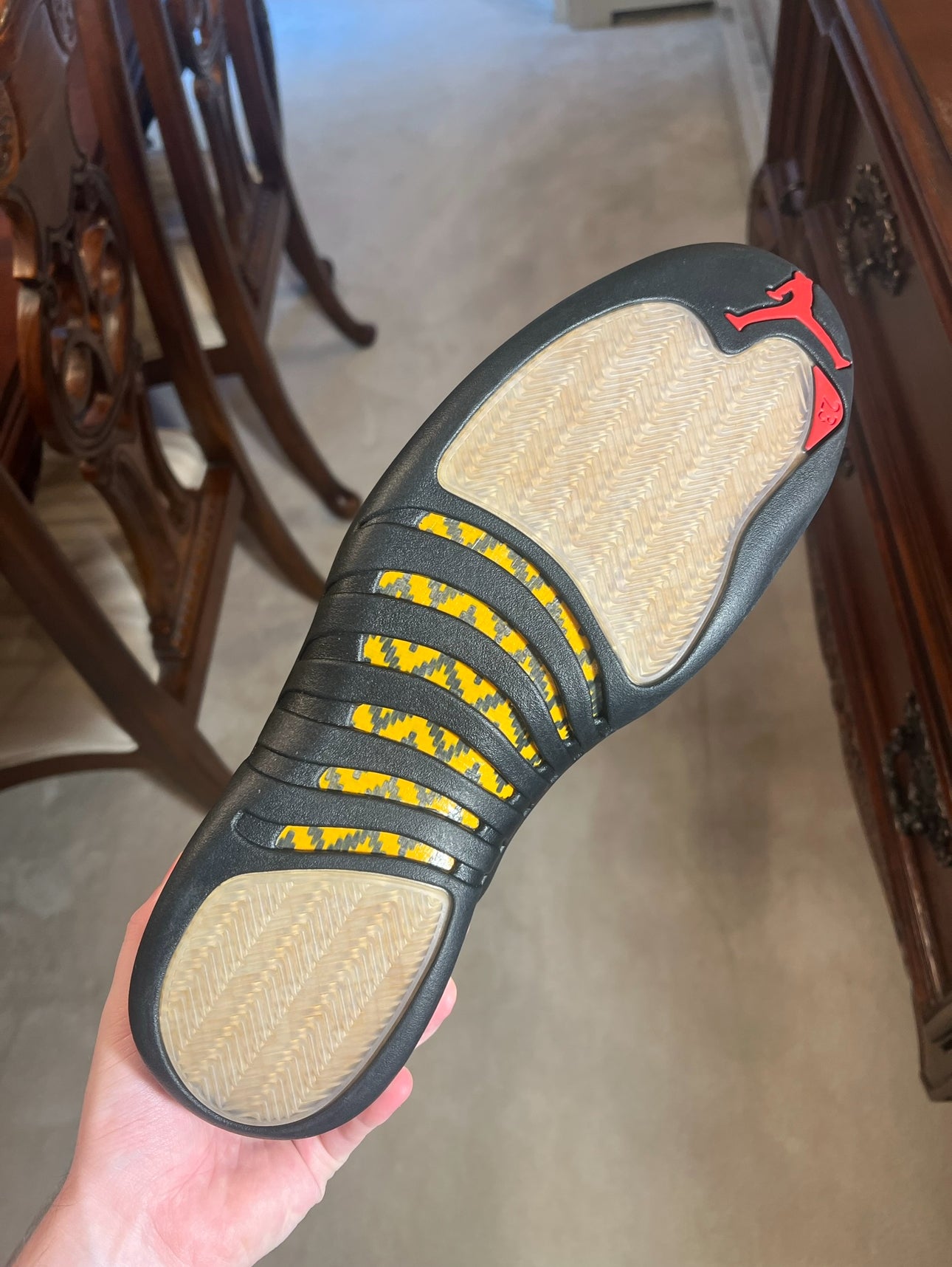 Jordan Retro 12 Royalty Taxi