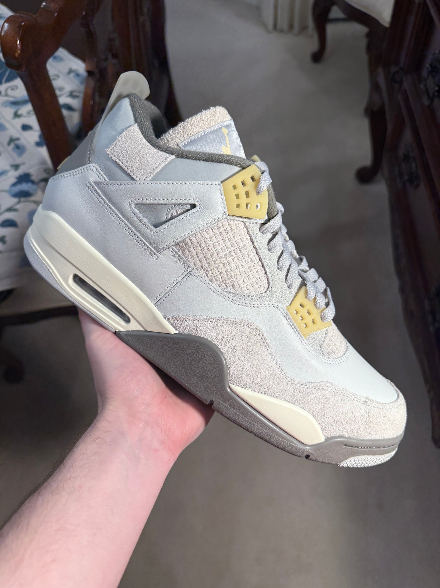 Jordan Retro 4 Craft Photon Dust