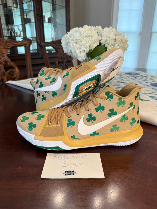 Kyrie 3 Luck PE