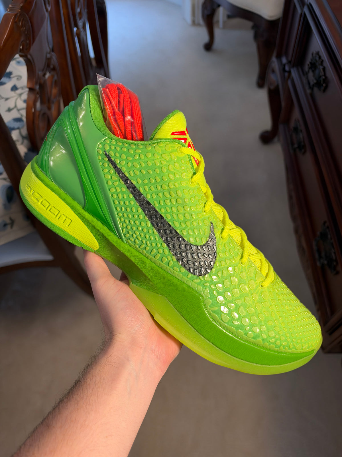 Kobe 6 Protro Grinch