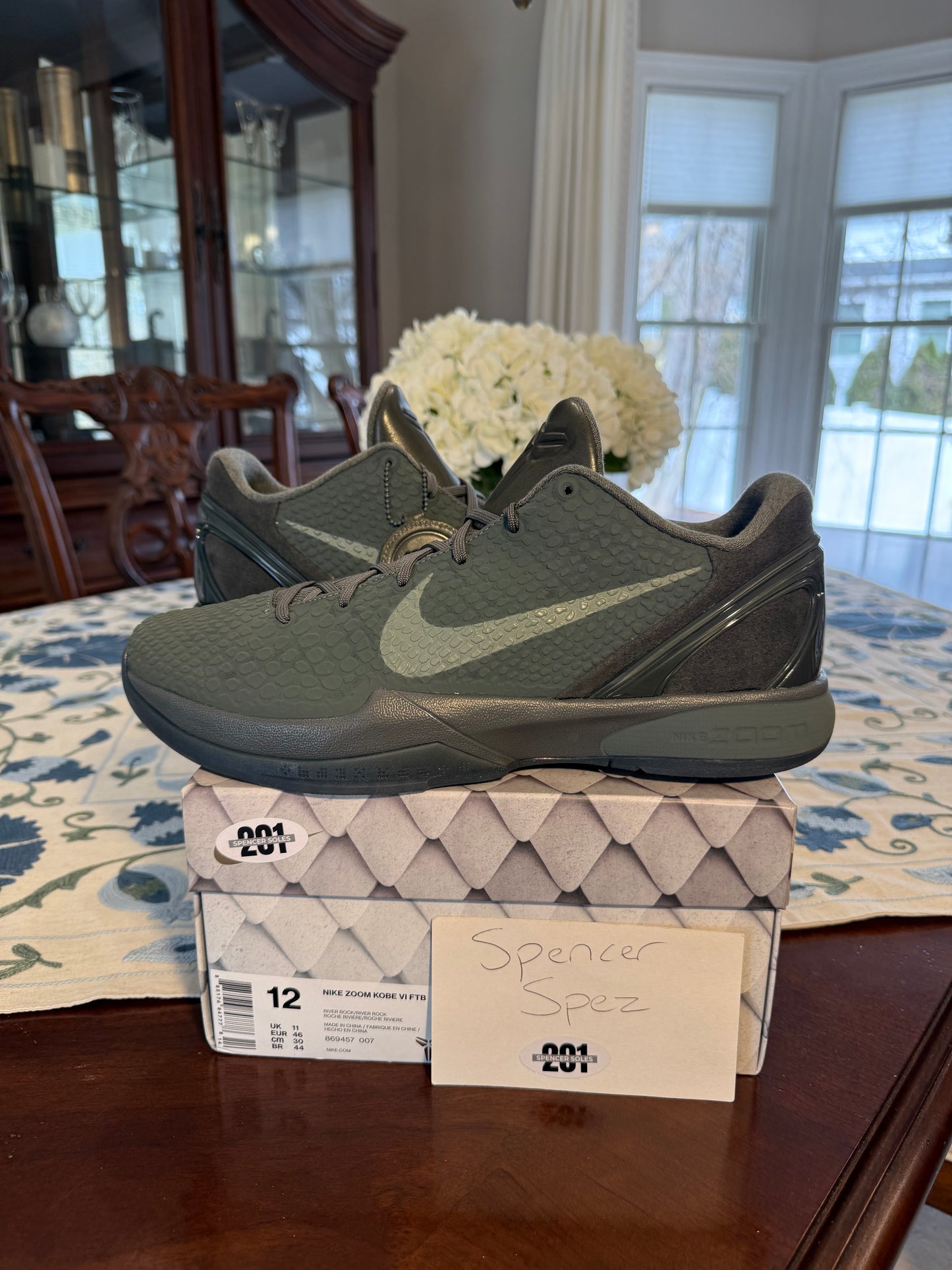 Kobe 6 Fade to Black