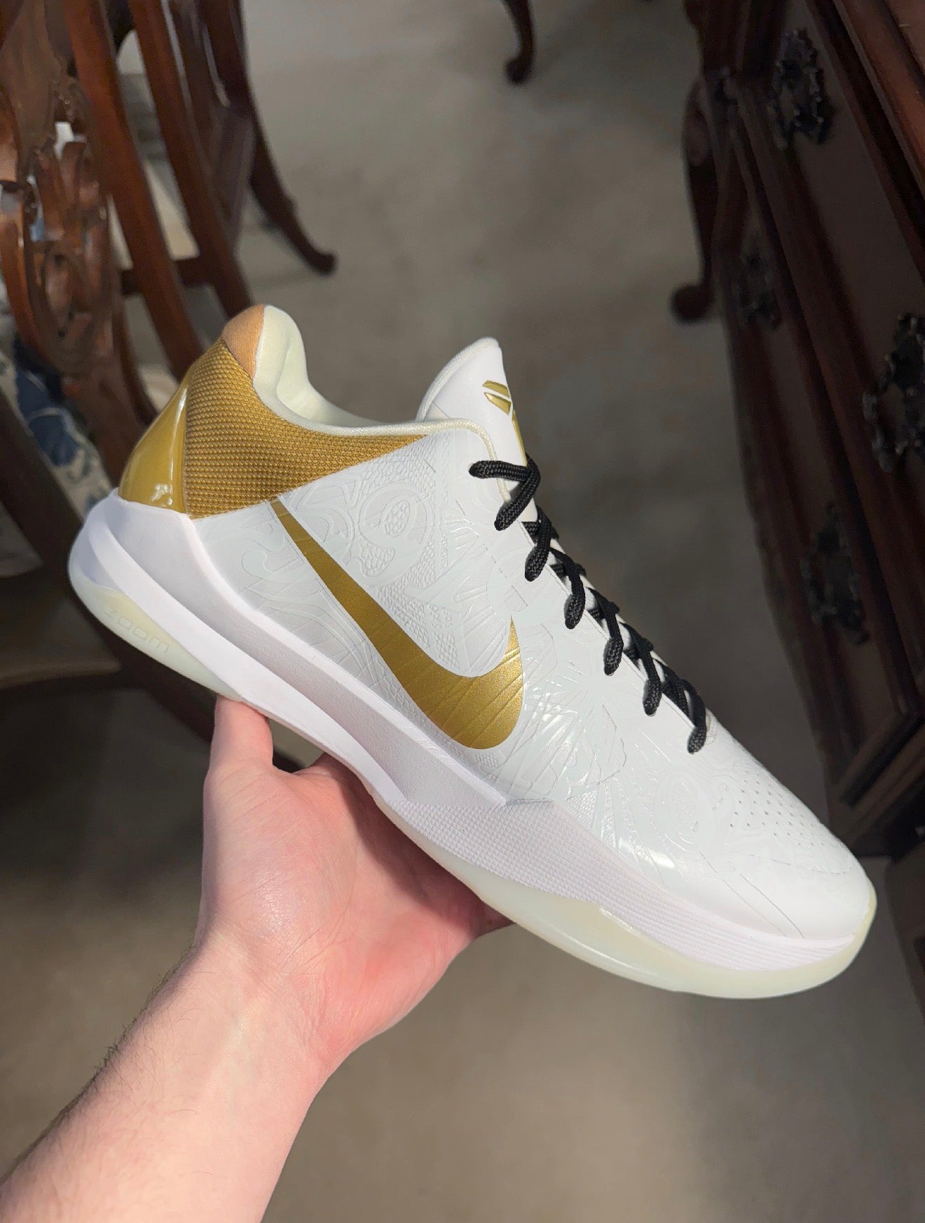 Kobe 5 Protro Big Stage Parade
