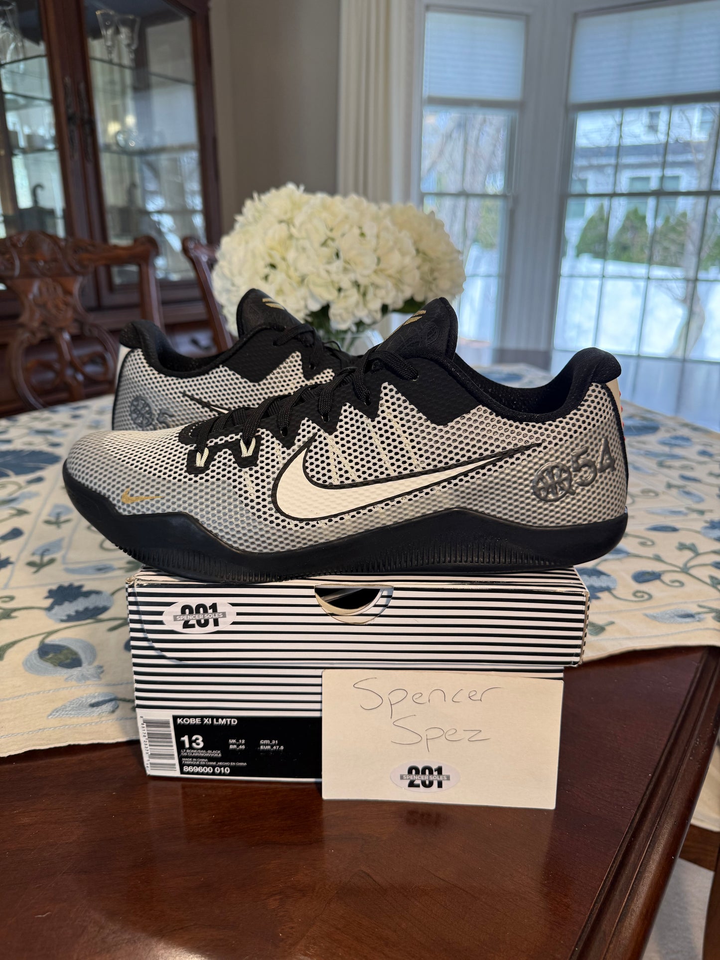 Kobe 11 Quai 54
