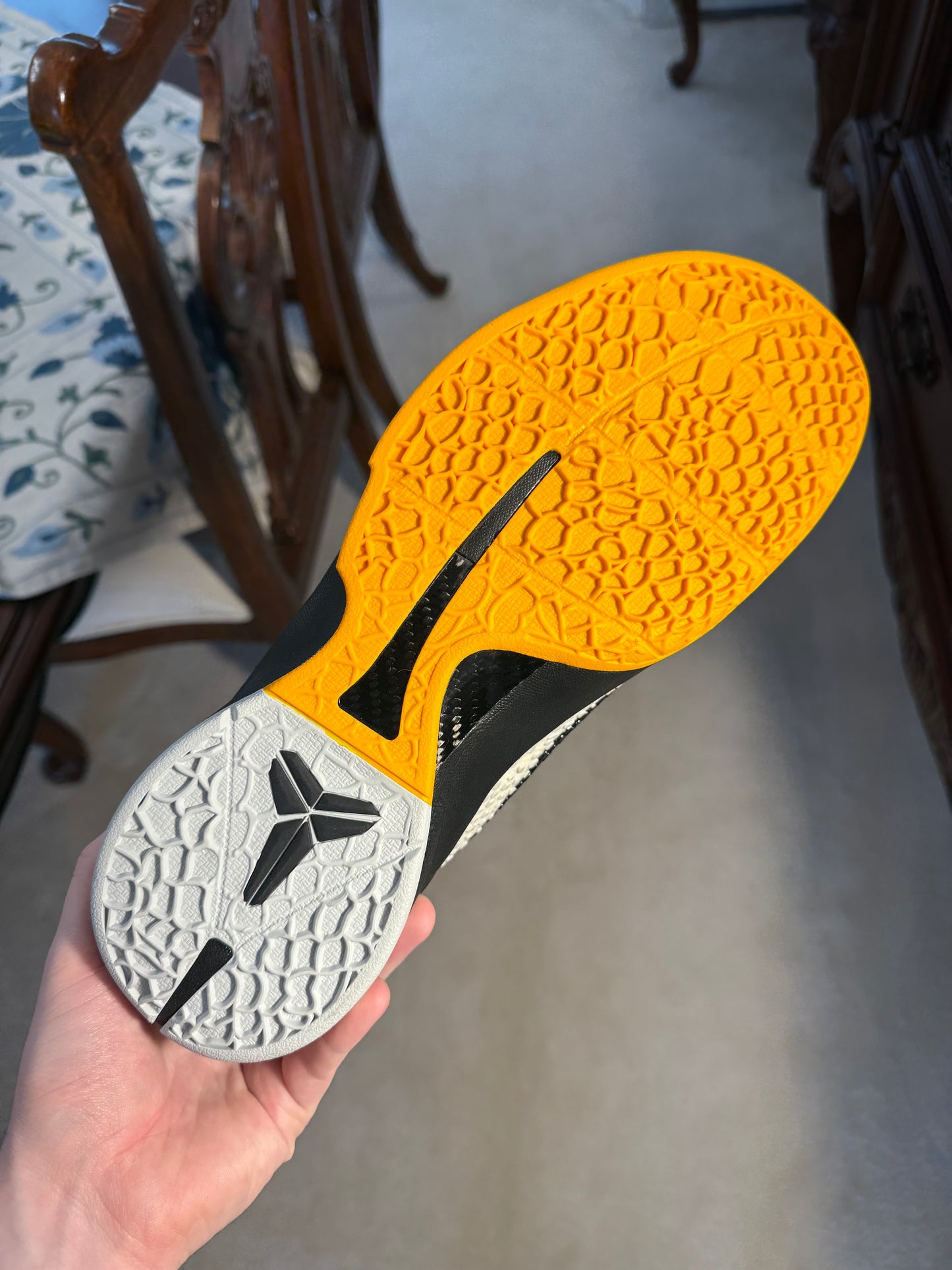 Kobe 6 Protro Del Sol *discoloration*