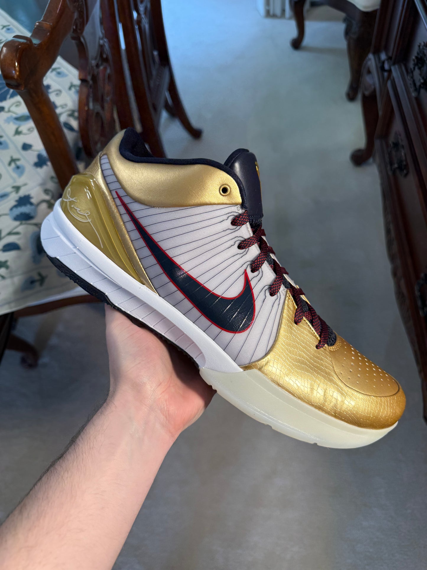 Kobe 4 Protro Gold Medal