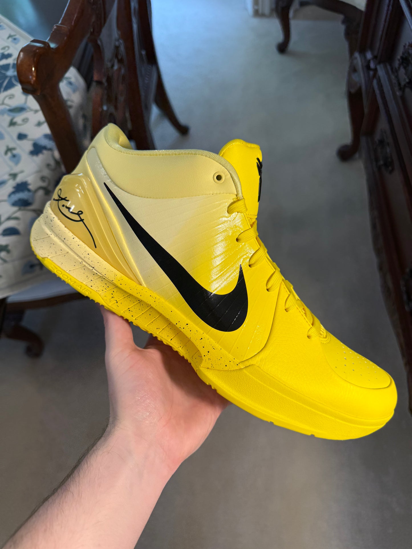 Kobe 4 Protro CHBL
