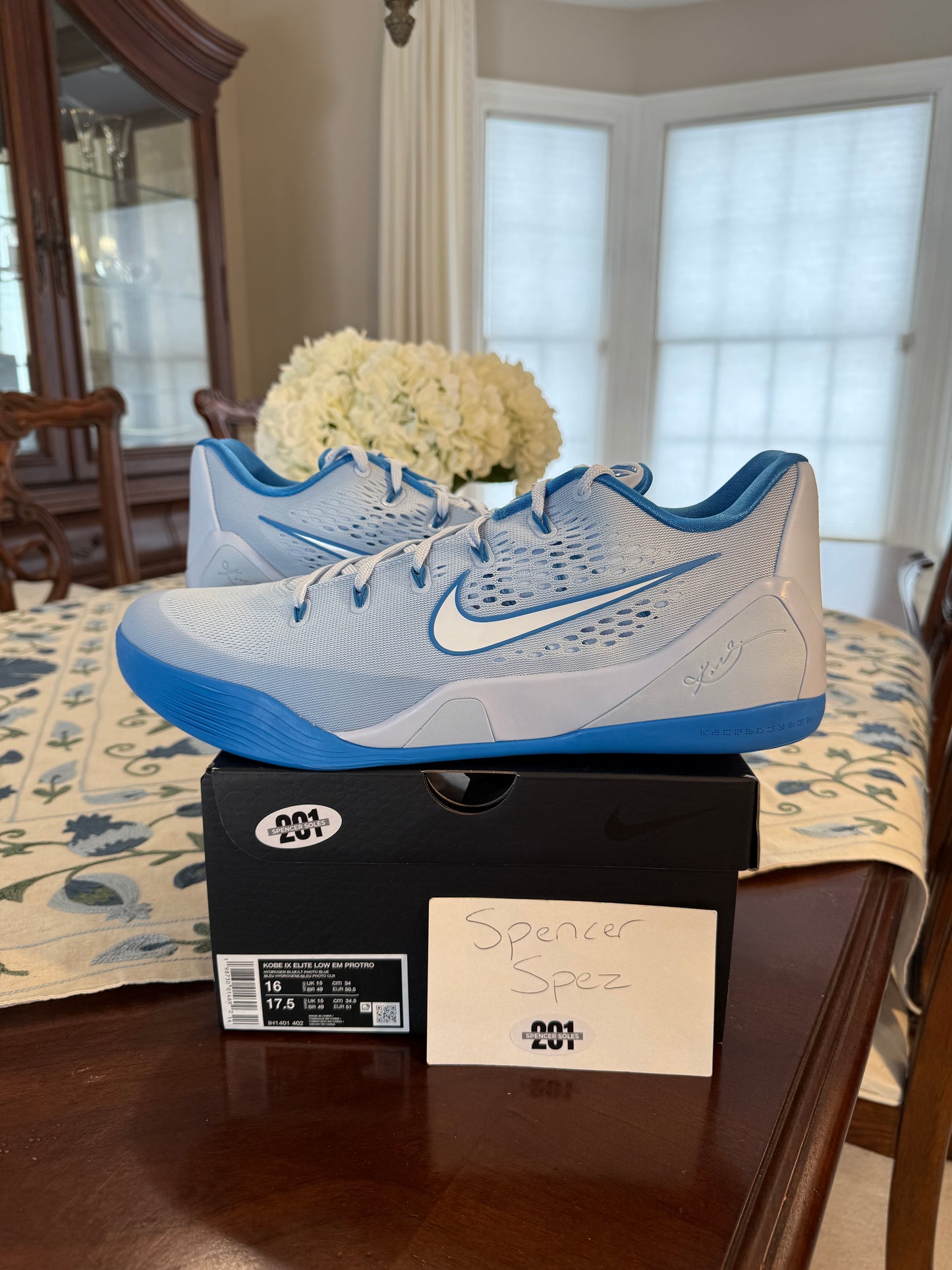 Kobe 9 EM Low Protro TB Hydrogen Blue