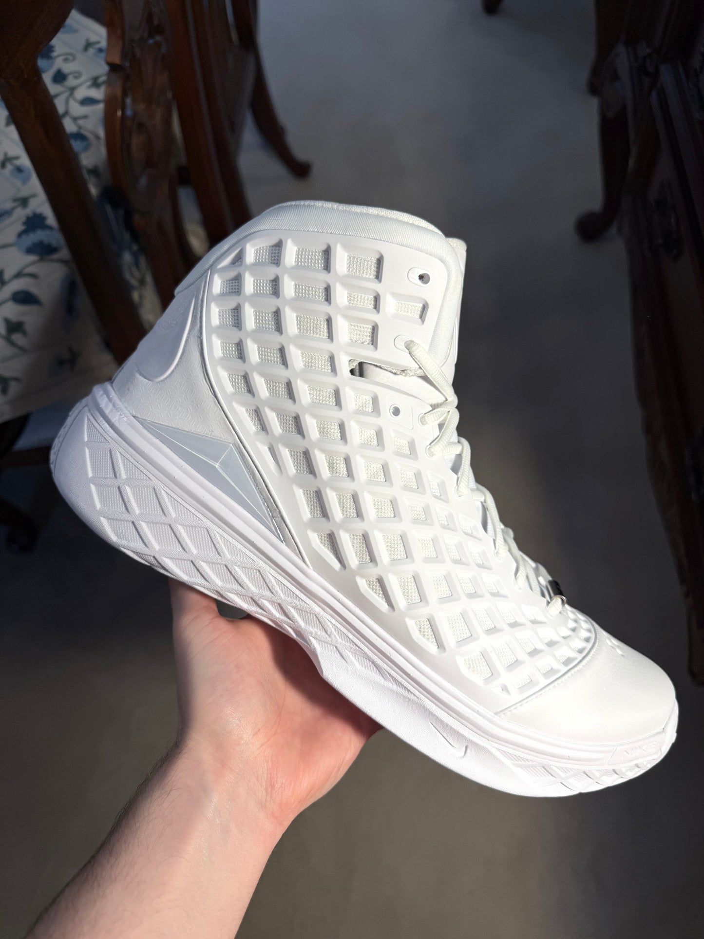 Kobe 3 Protro Halo