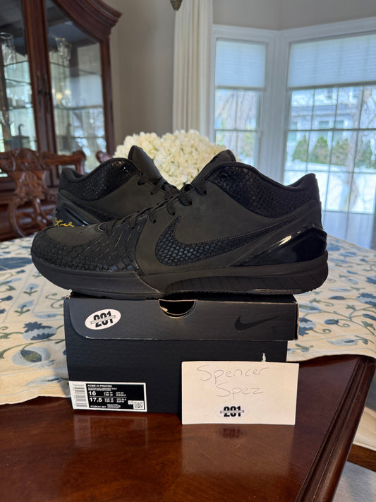 Kobe 4 Protro Gift of Mamba