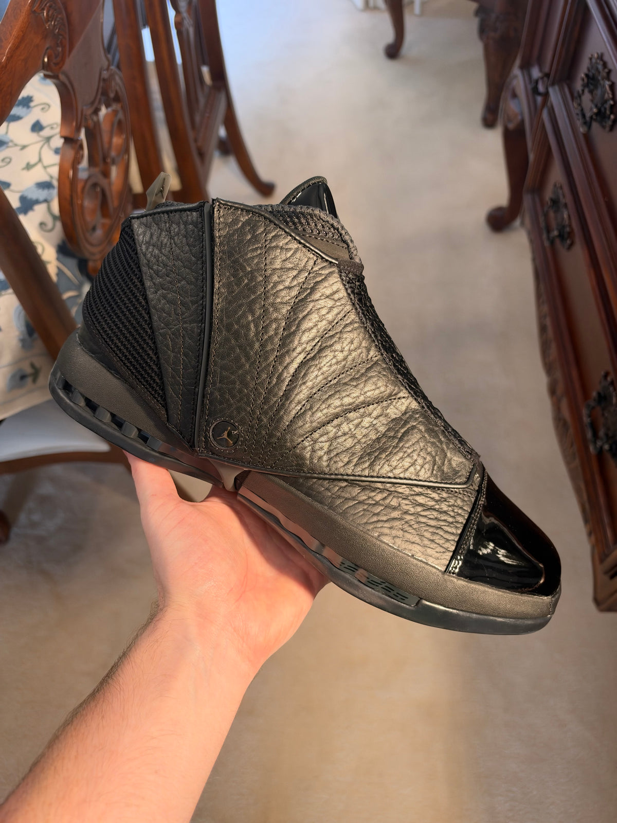 Jordan Retro 16 Black Pack