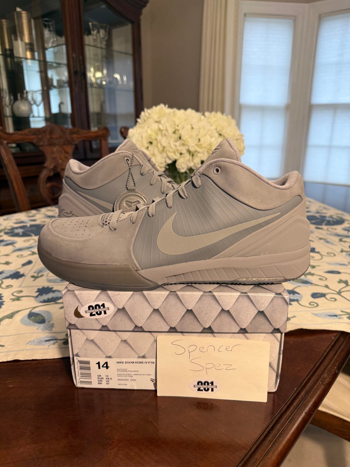 Kobe 4 Fade to Black