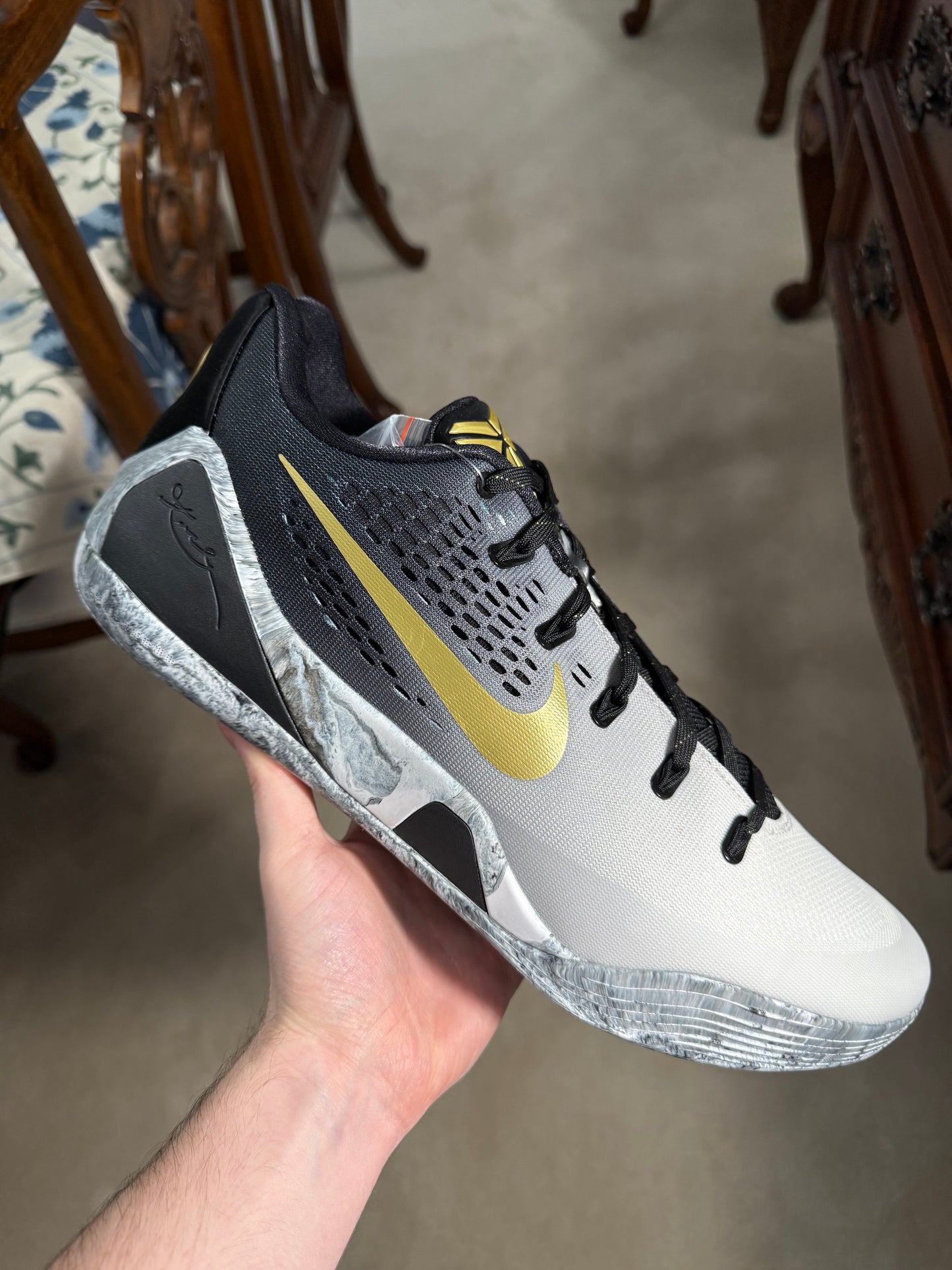 Kobe 9 EM Low Protro Mambacita