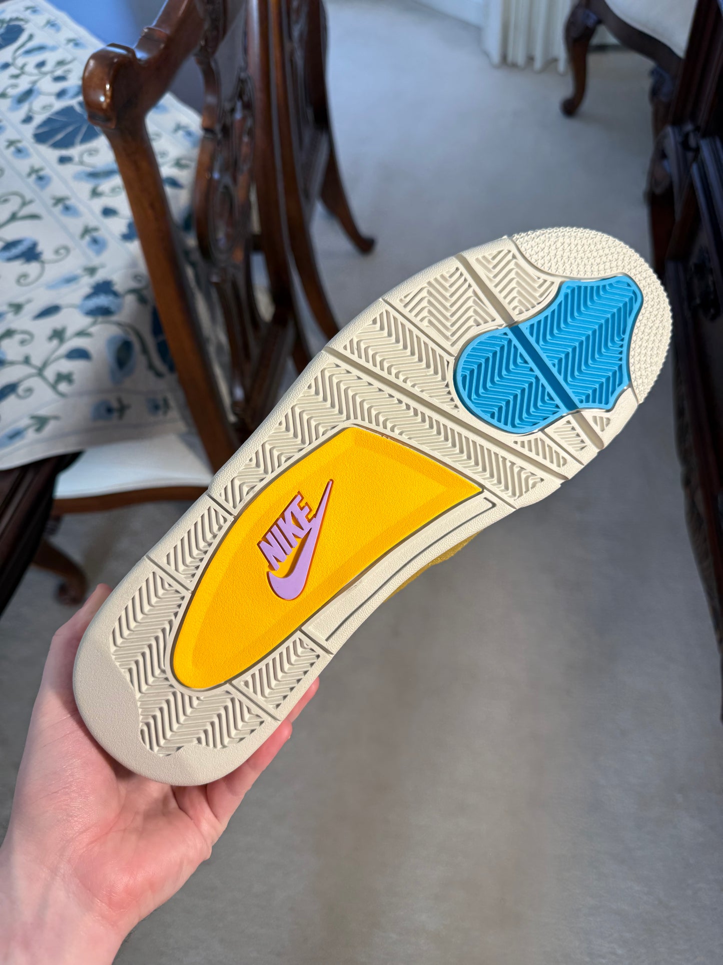 Jordan Retro 4 Union LA Desert Moss