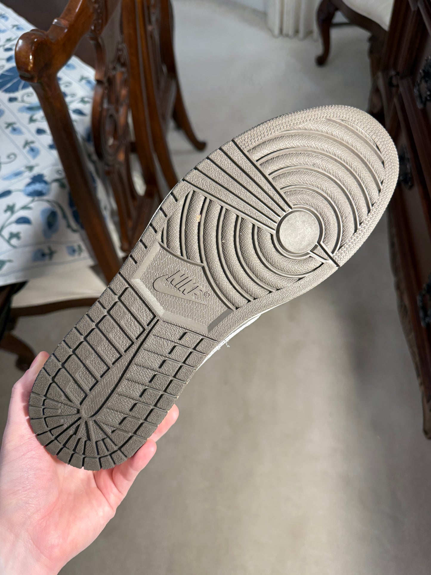 Jordan Retro 1 Low Travis Scott Reverse Mocha