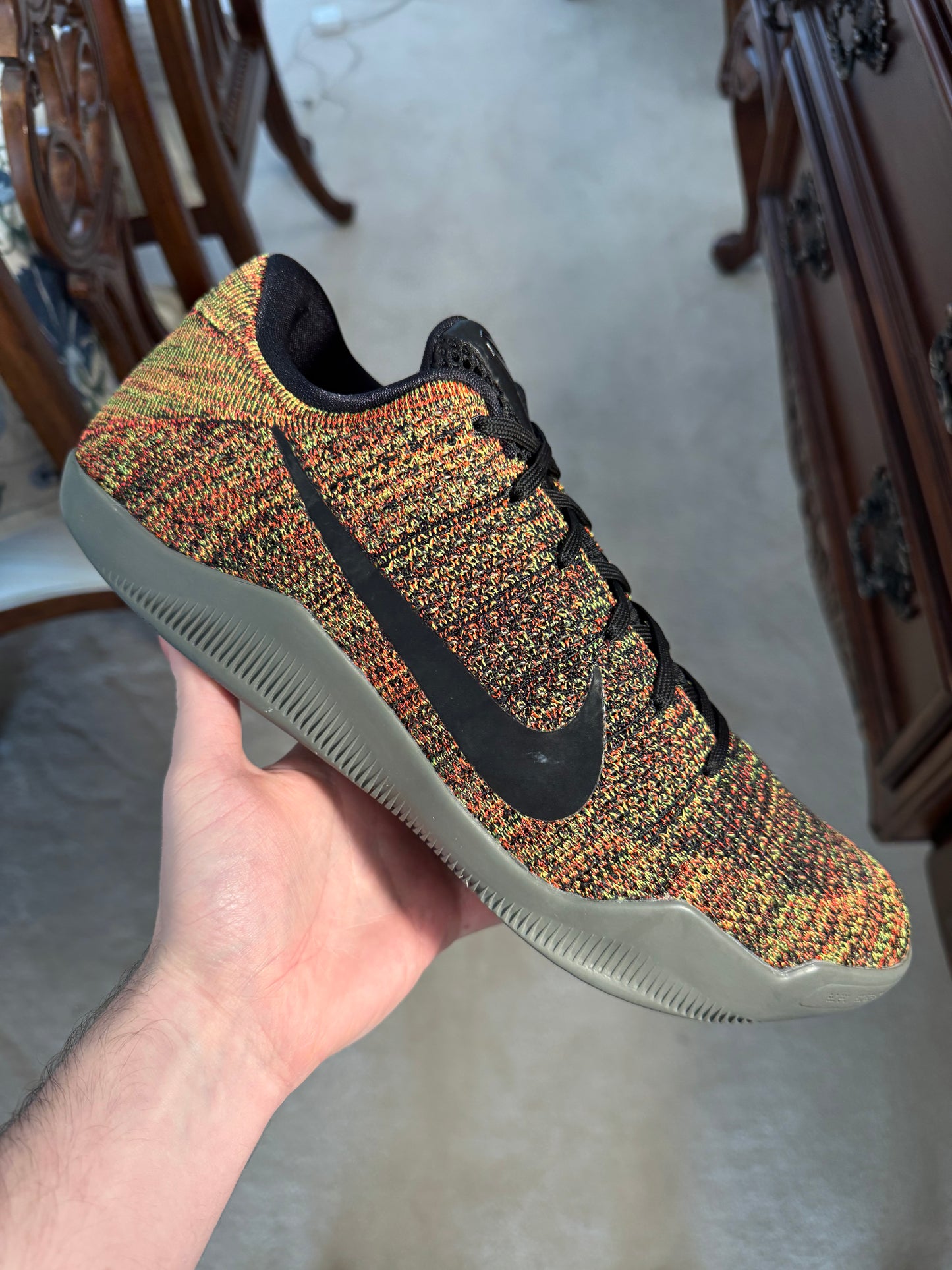 Kobe 11 Alt Tumbled Grey Multi