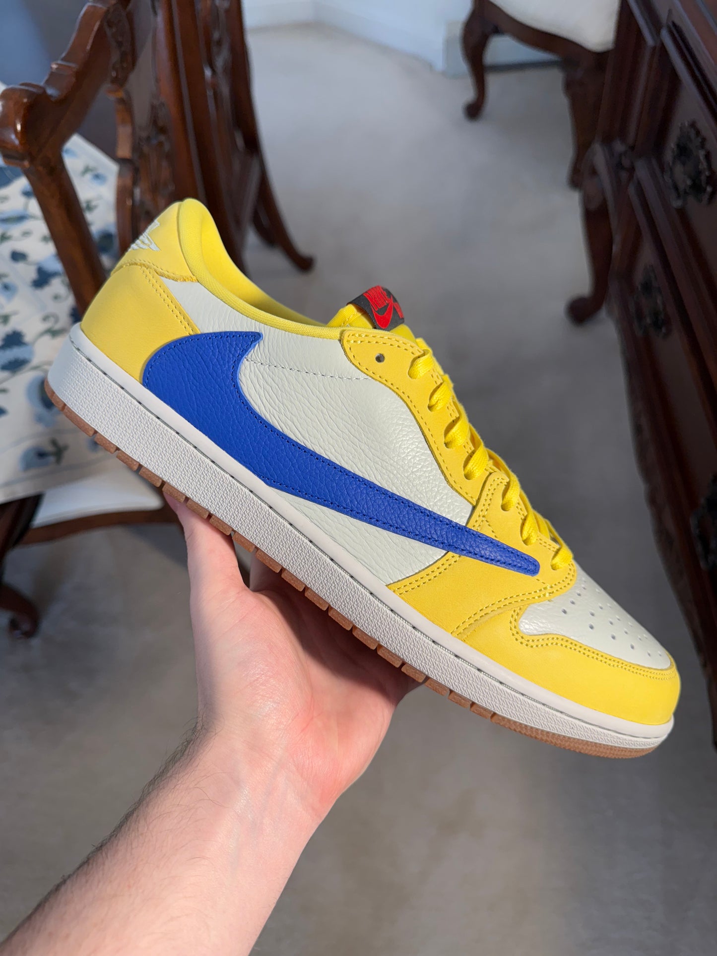 Jordan Retro 1 Low Travis Scott Canary