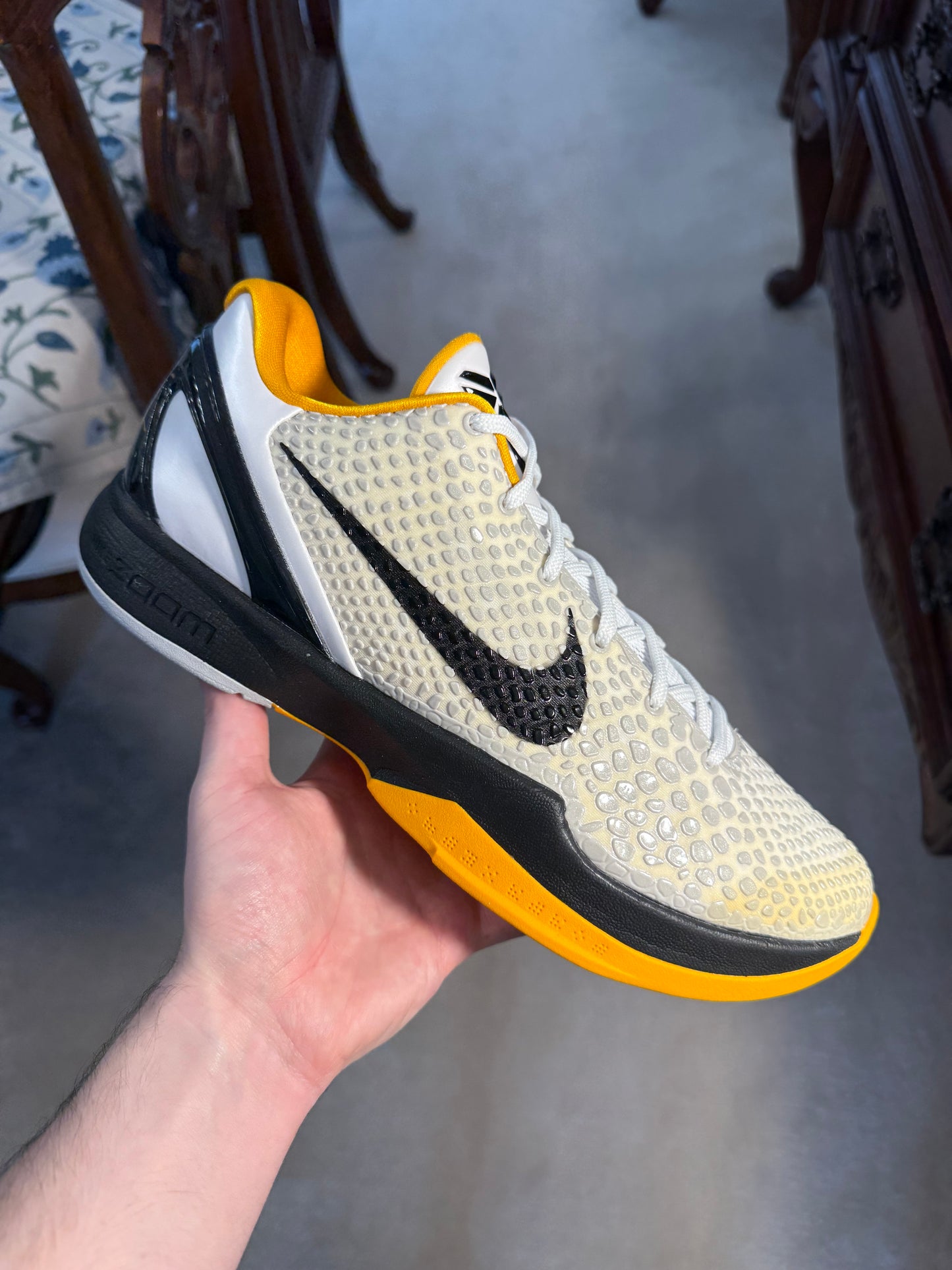Kobe 6 Protro Del Sol *discoloration*