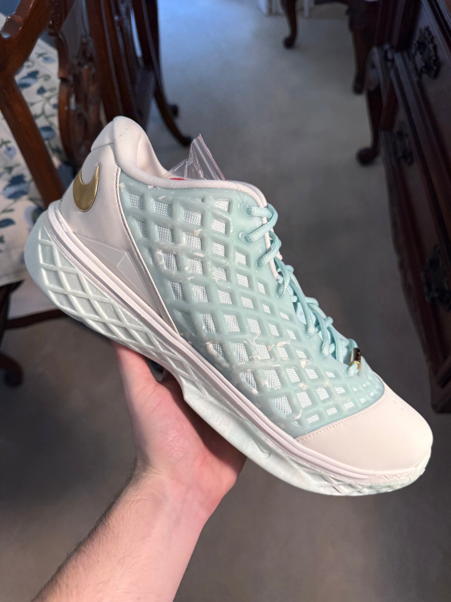Kobe 3 Protro Low CHBL