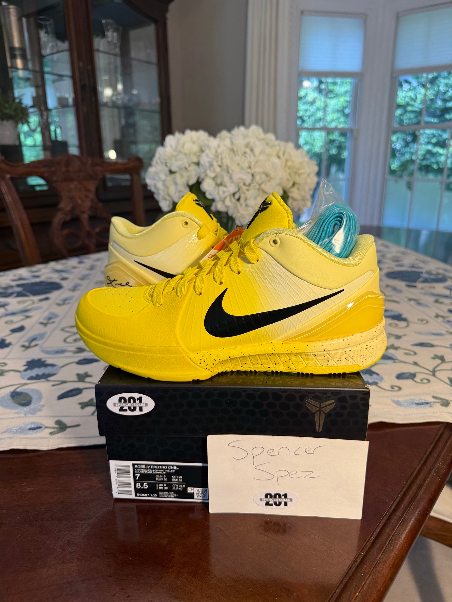 Kobe 4 Protro CHBL