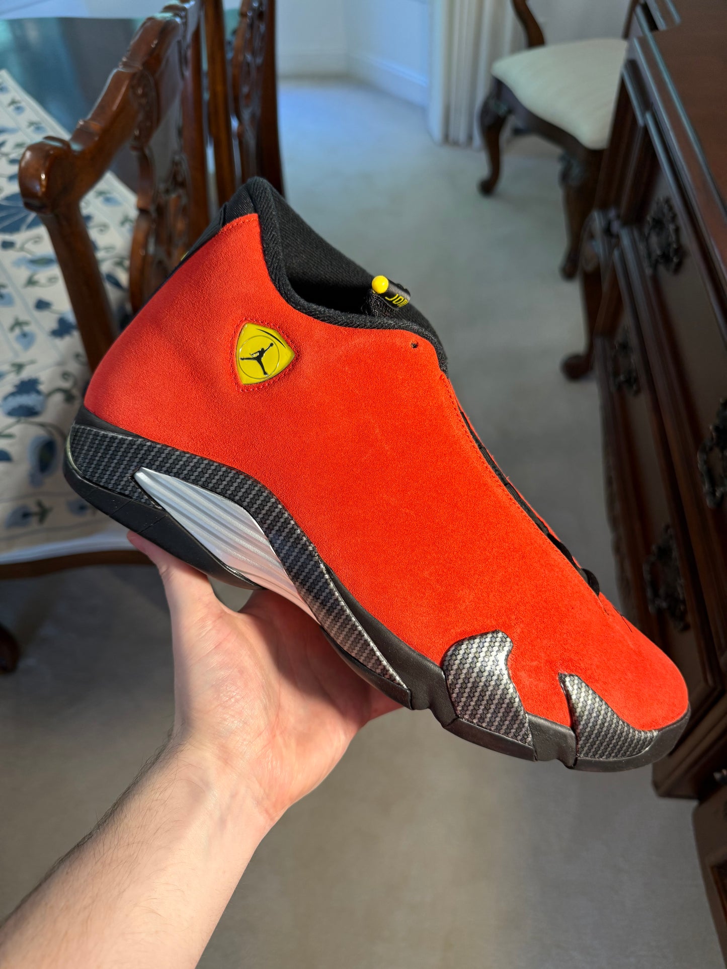 Jordan Retro 14 Ferrari 2025