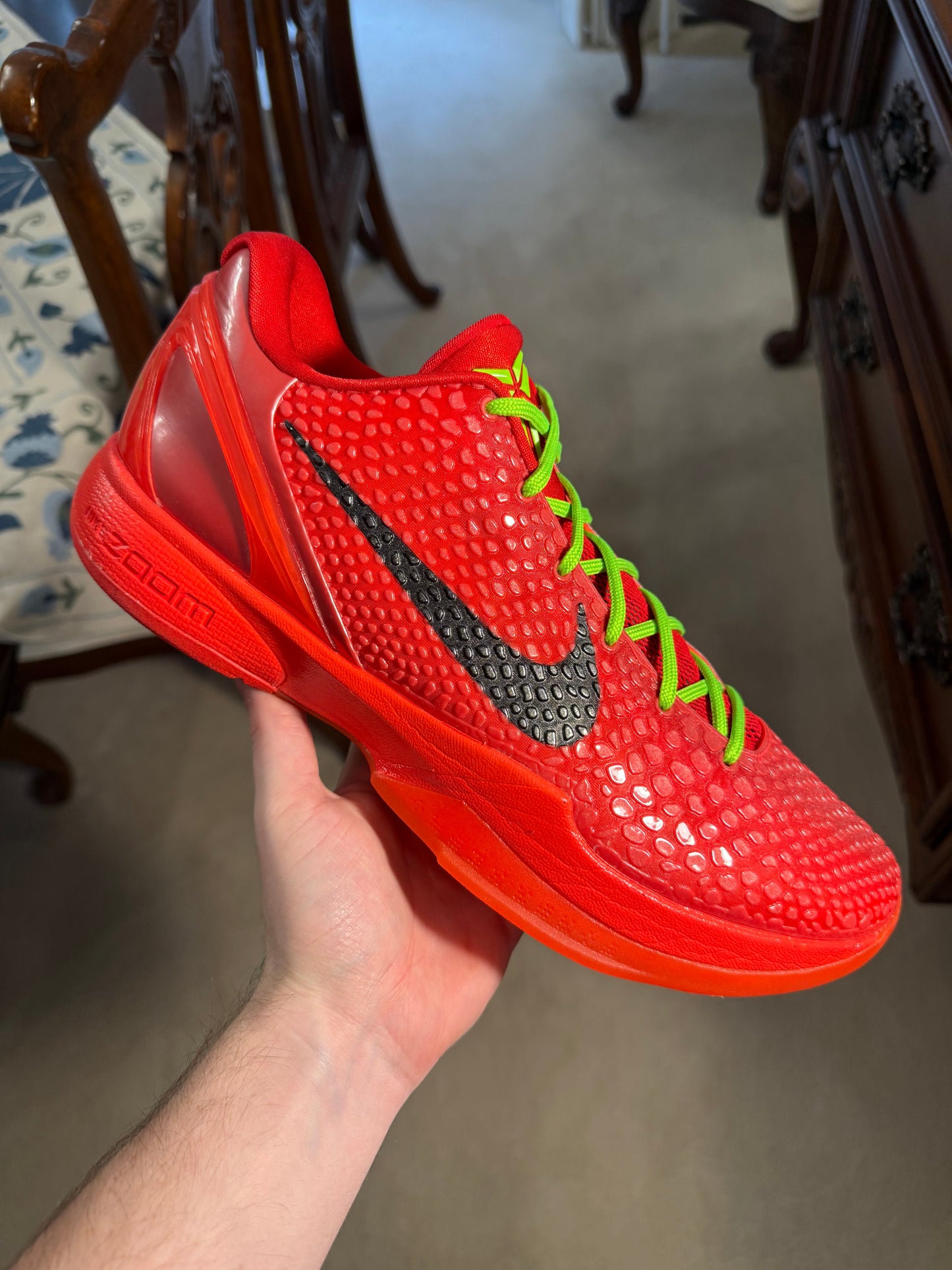 Kobe 6 Protro Reverse Grinch *used*